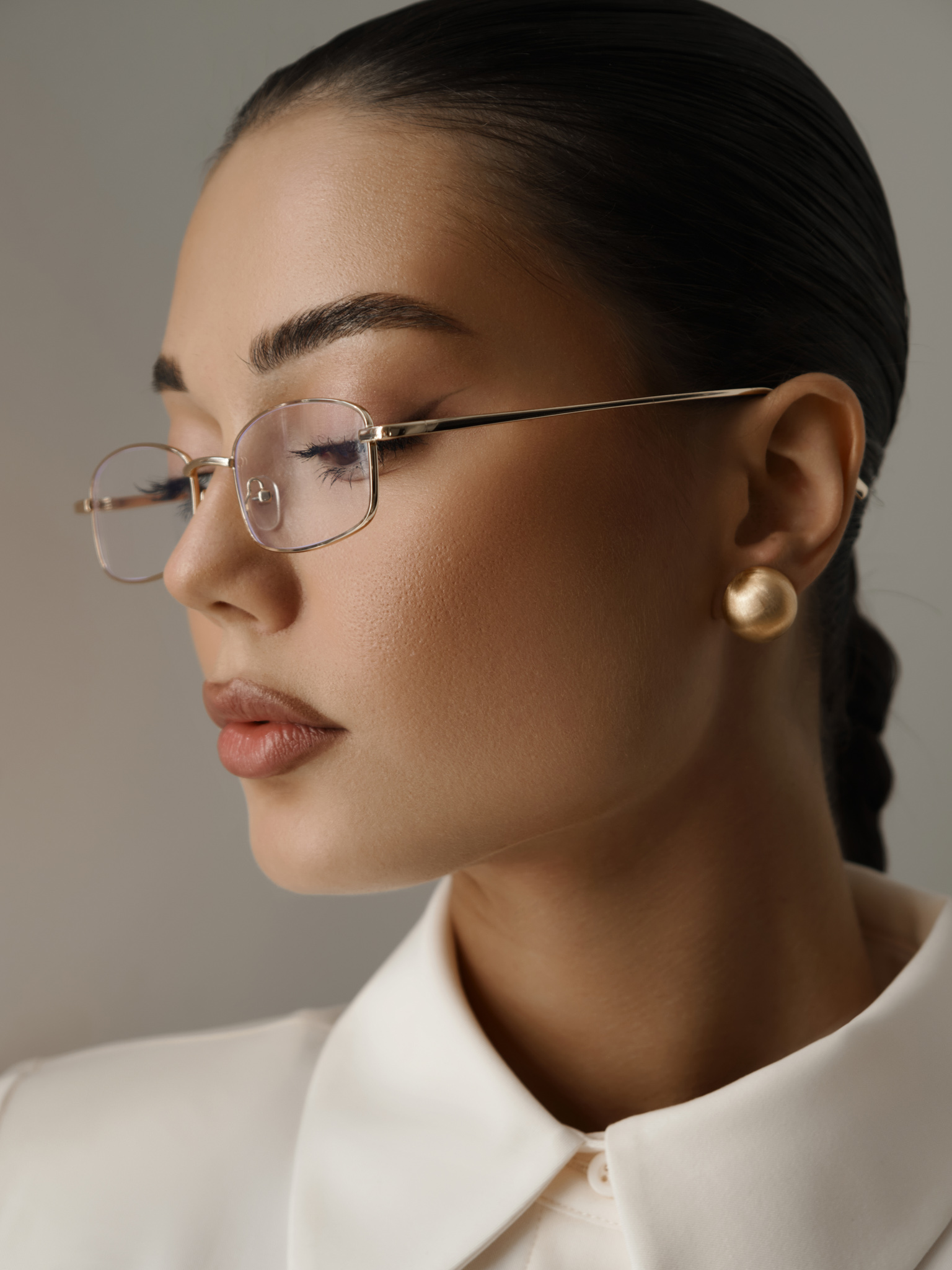 Decorative sunglasses with rectangular lenses