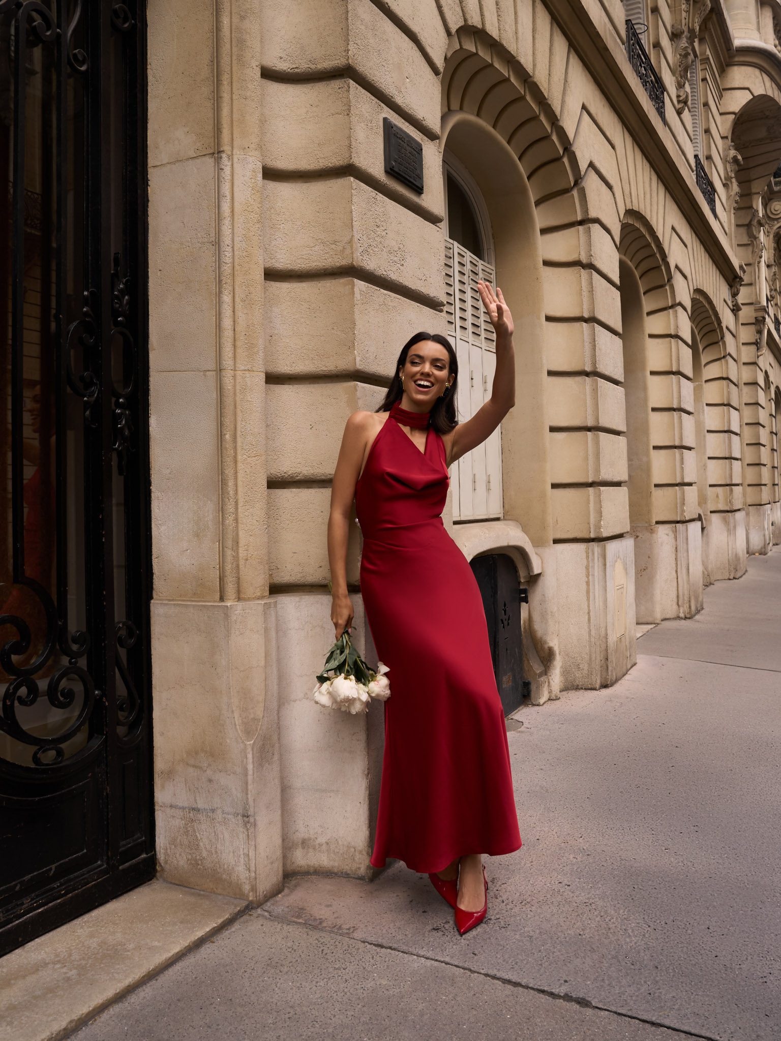 Satin maxi dress with pearl decor on the back