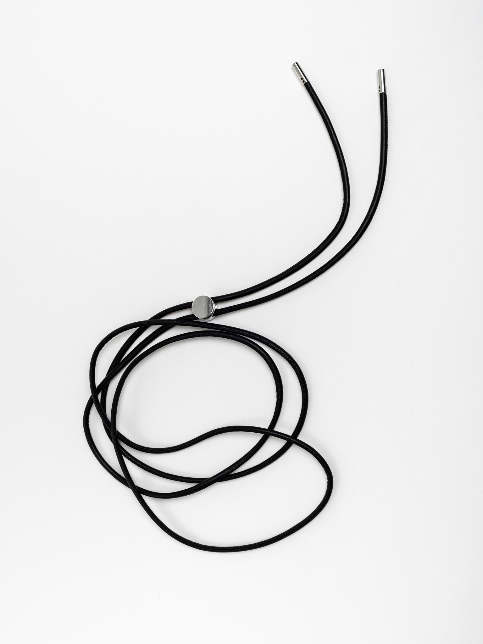 Drawstring belt with metal adjuster