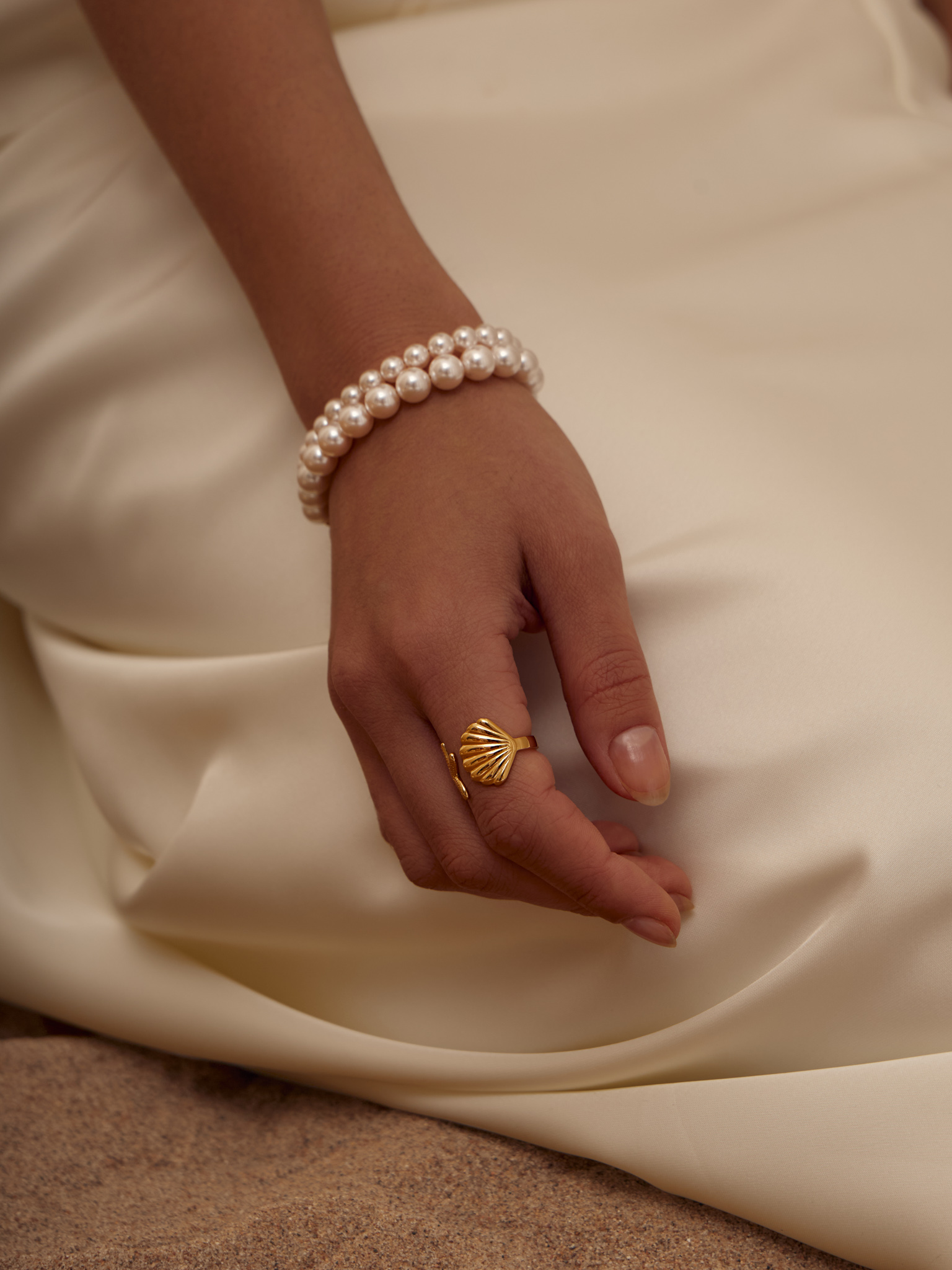 Ring with sea decor