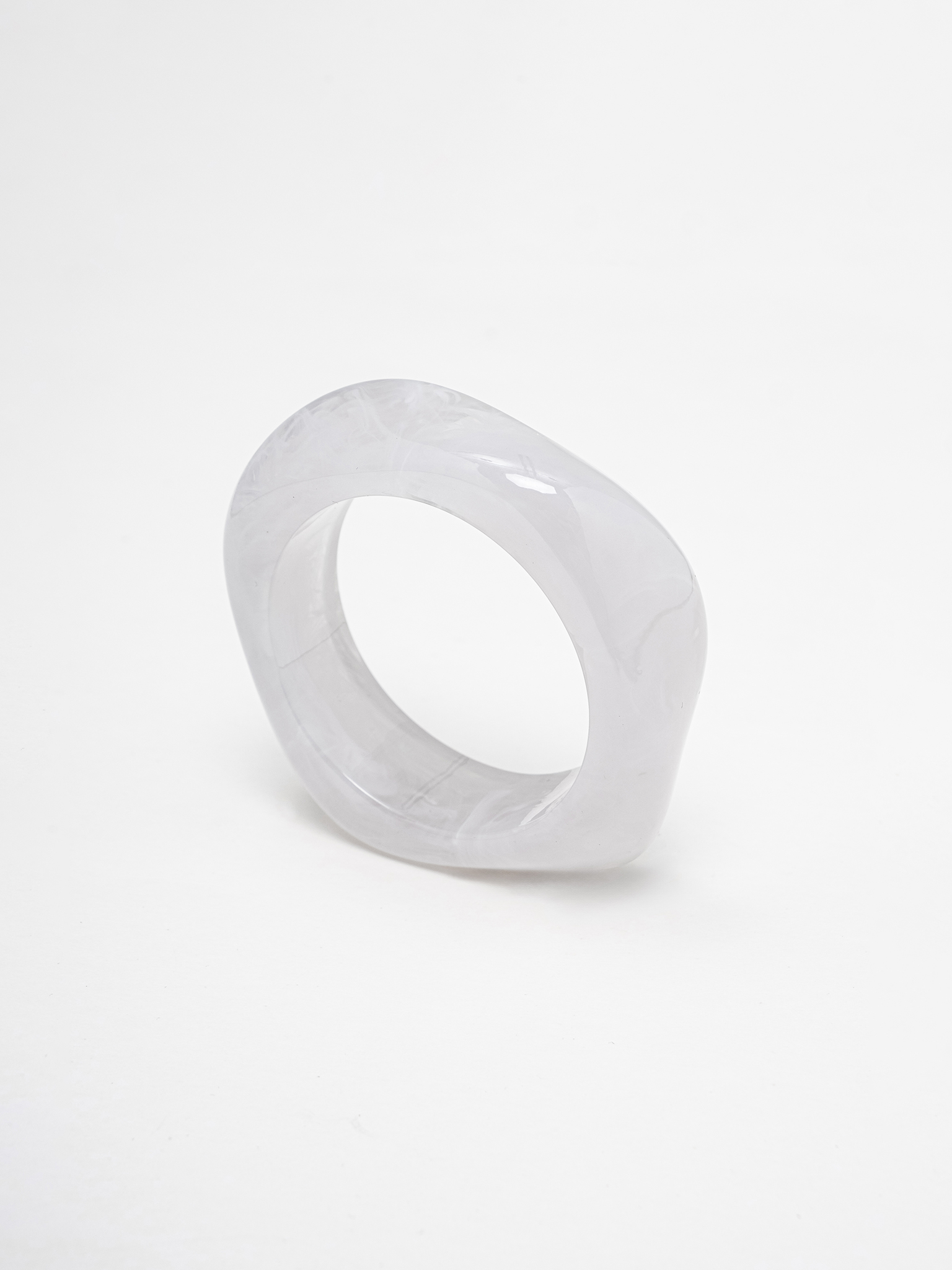 Bulky plastic bracelet