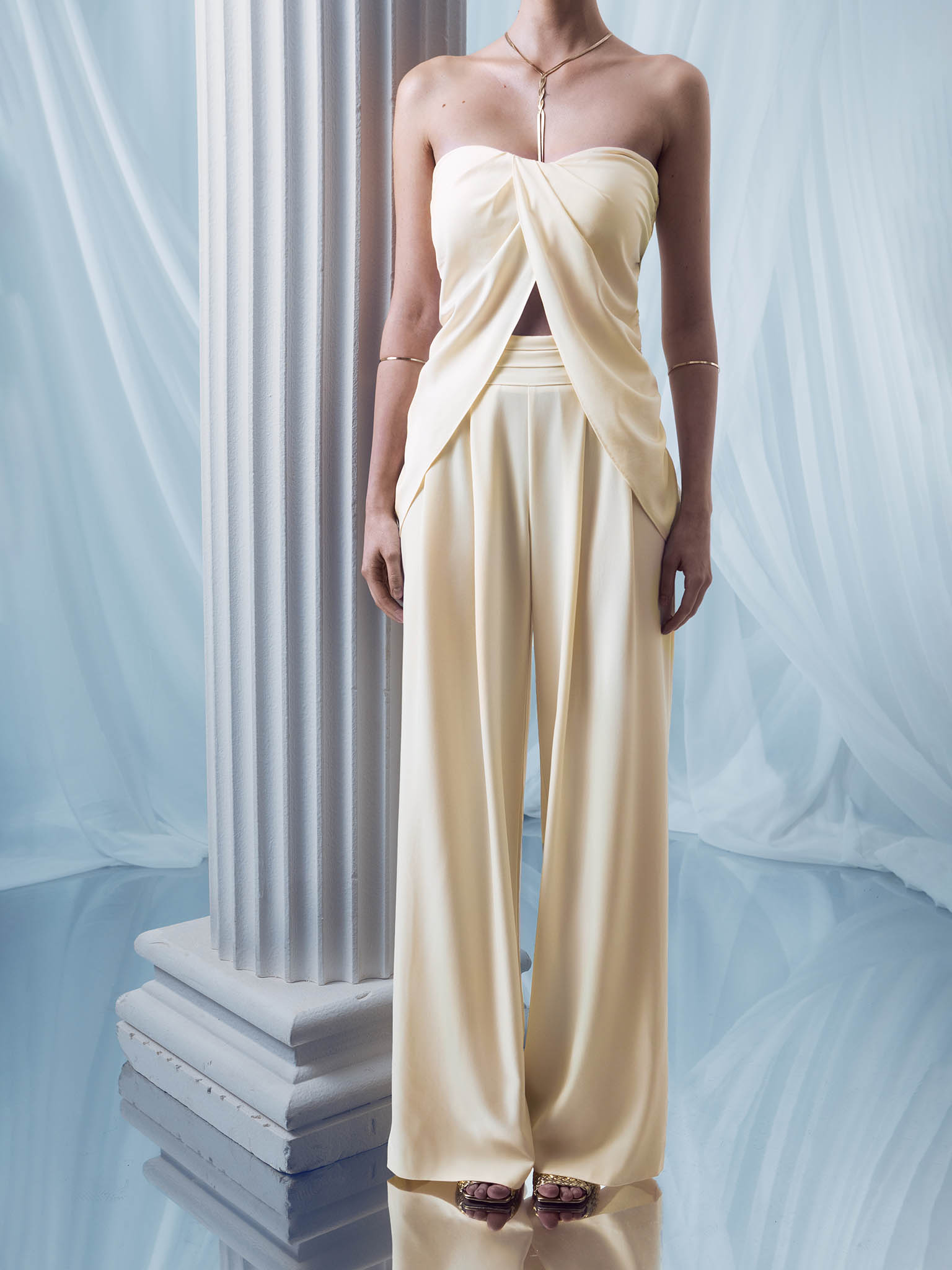 Palazzo trousers with waistband pleats