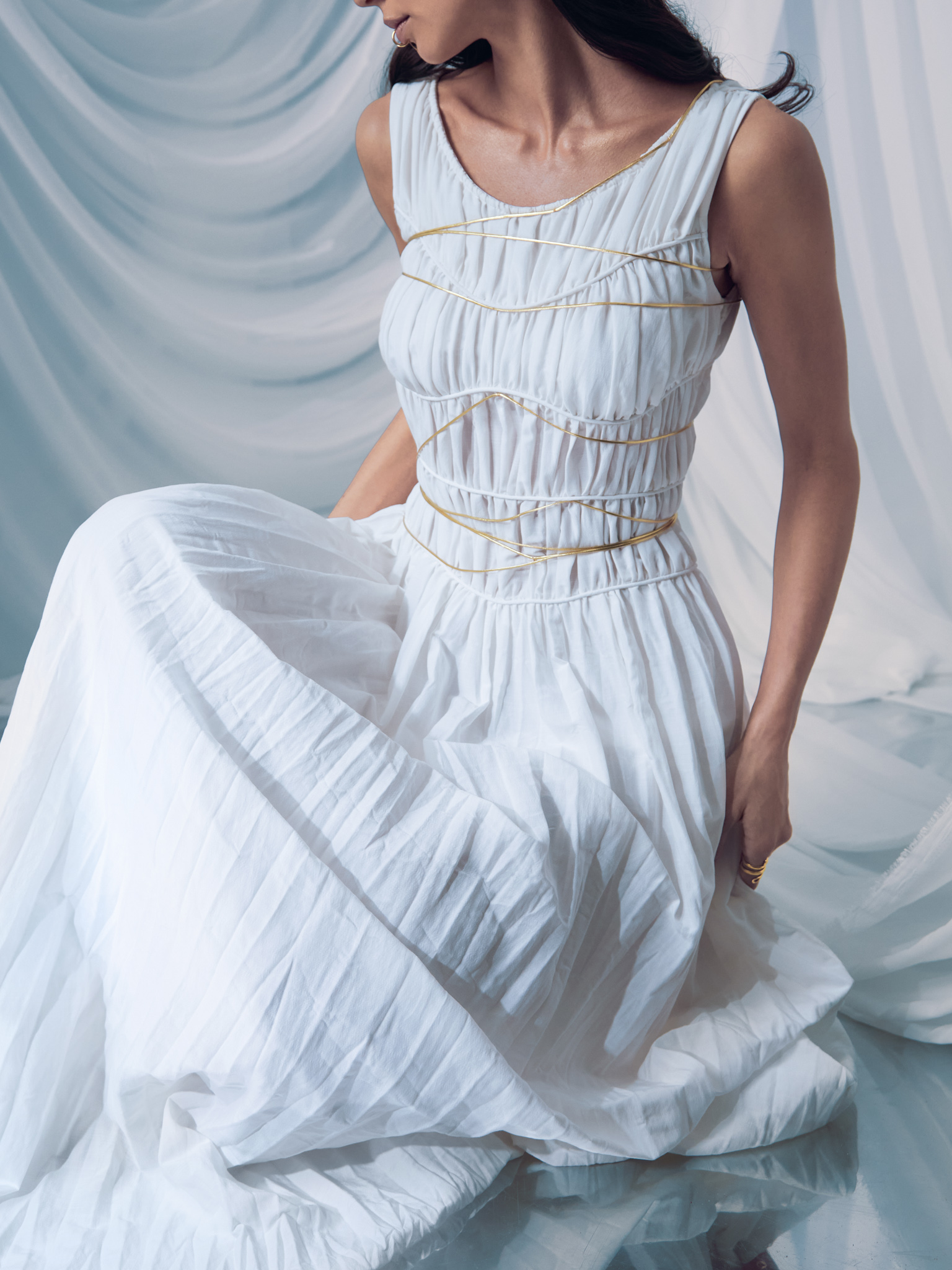 Maxi dress with small gathers on the bodice