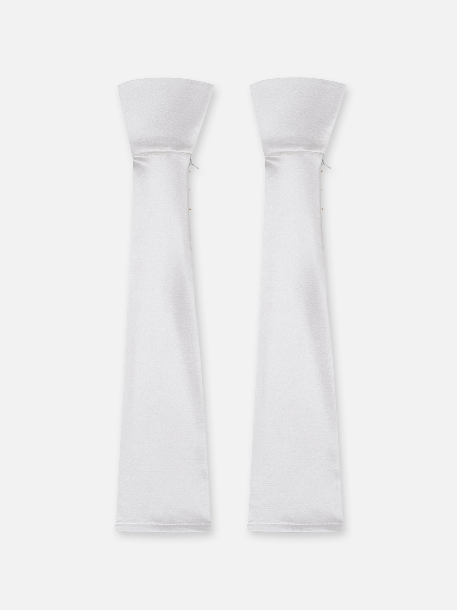 Long satin gloves with decorative buttons