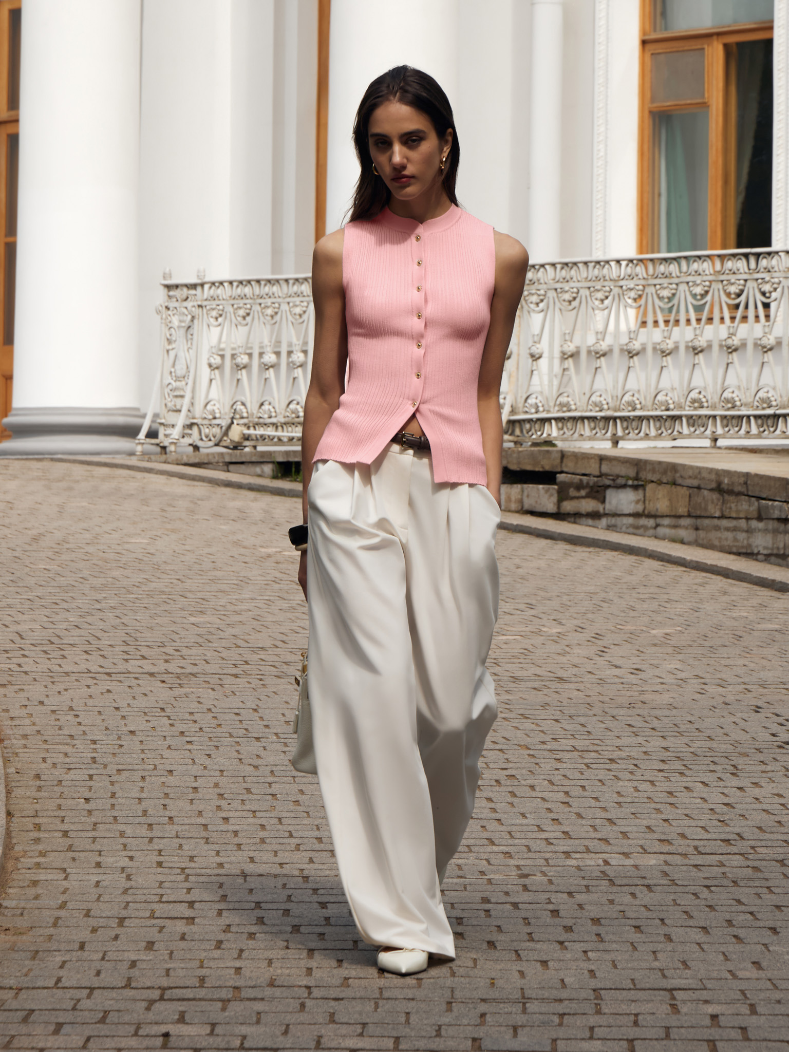 Rib-knit top with golden buttons