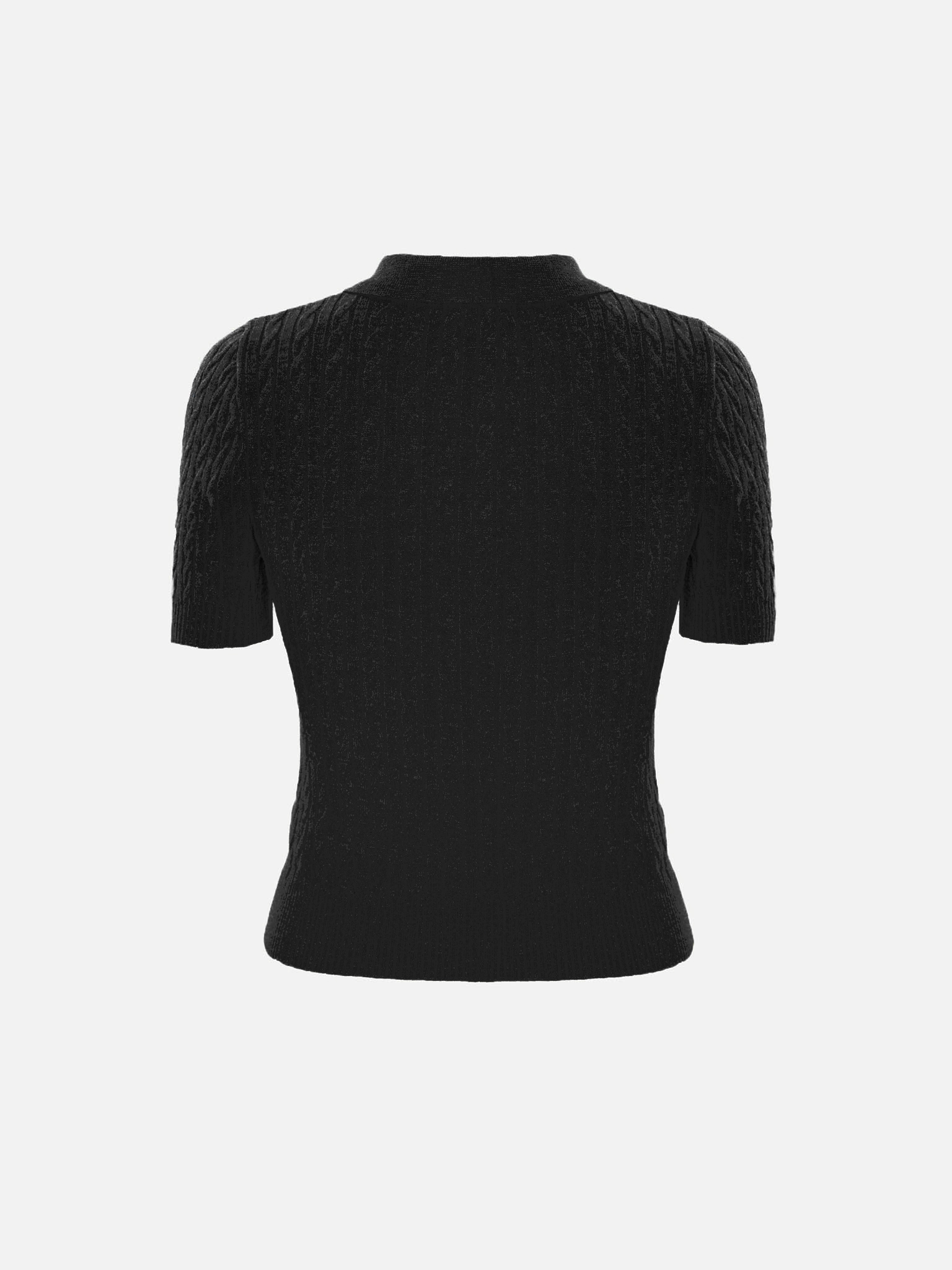 Cable-knit polo with chest embroidery