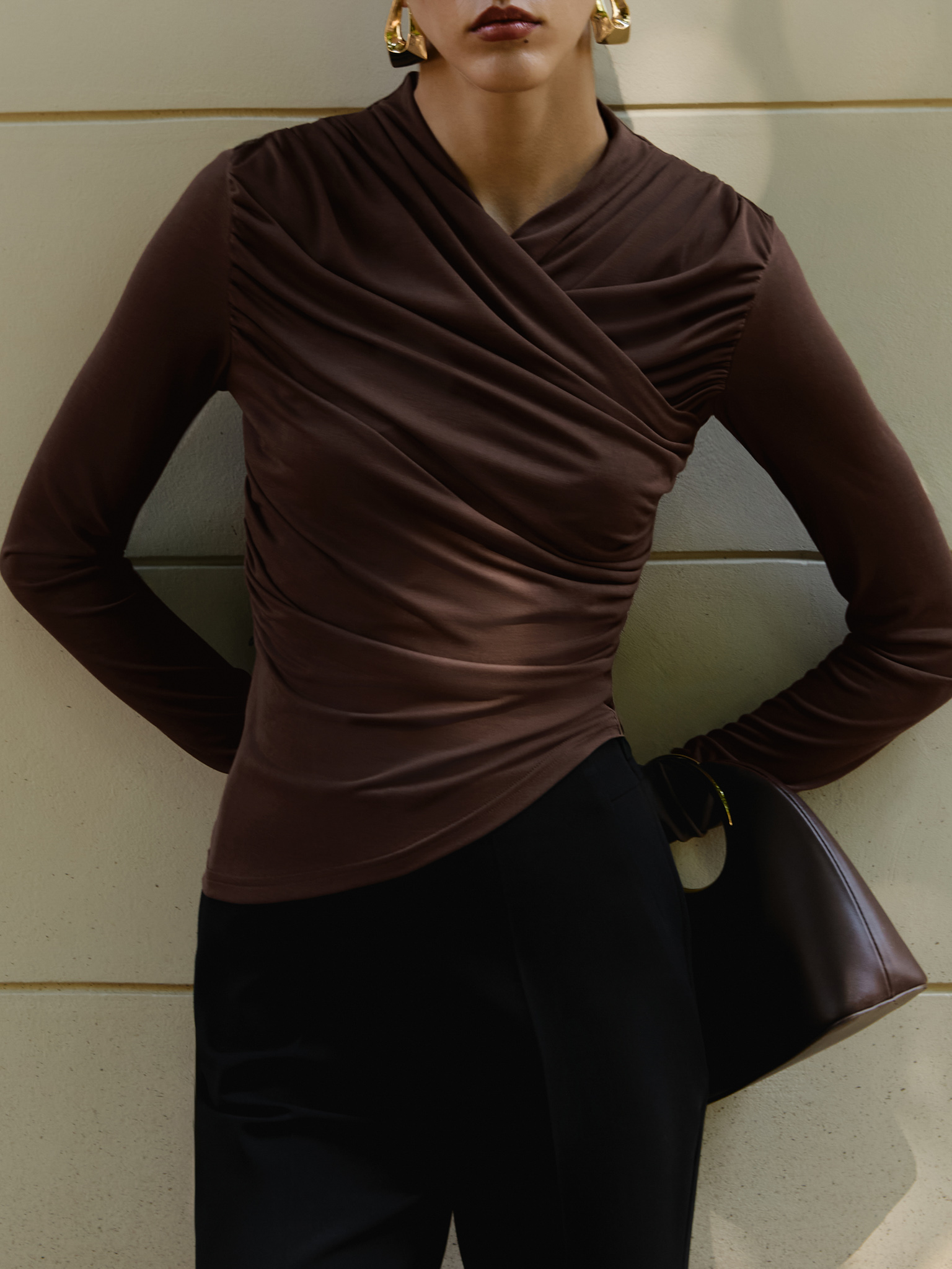 Jersey longsleeve with draped shoulders