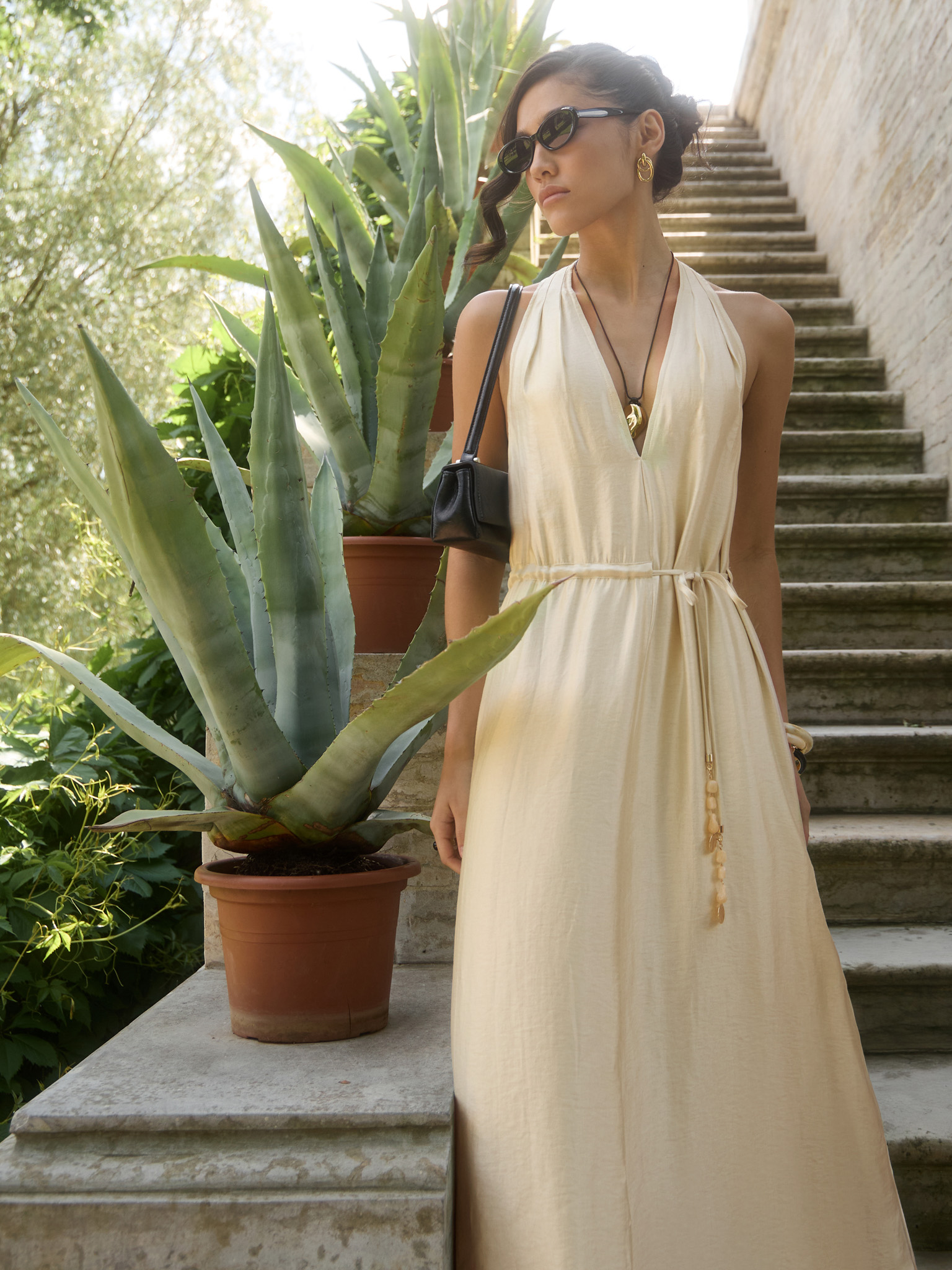 Maxi dress with draped back and waist ties