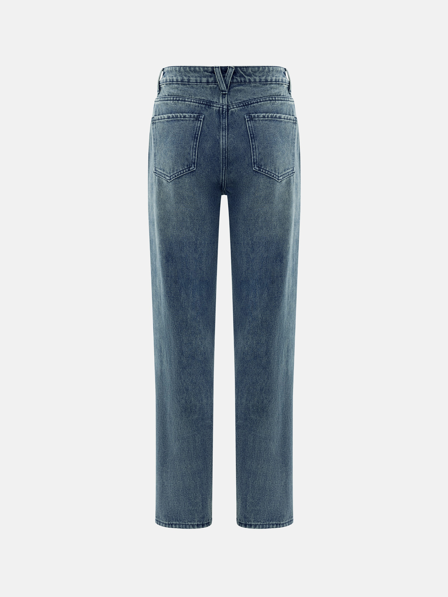 Loose mid-rise jeans