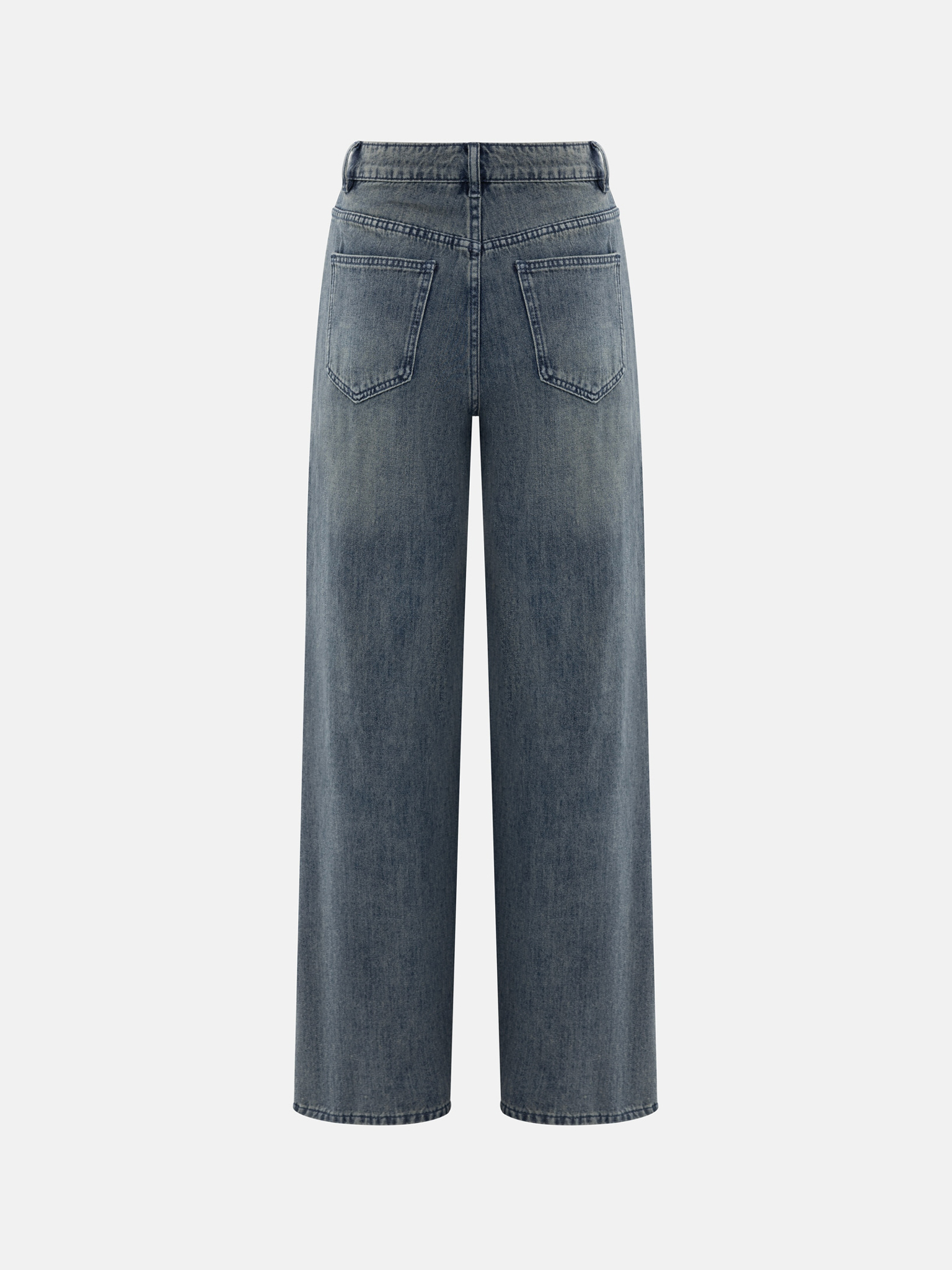 Loose distressed jeans with waist ties