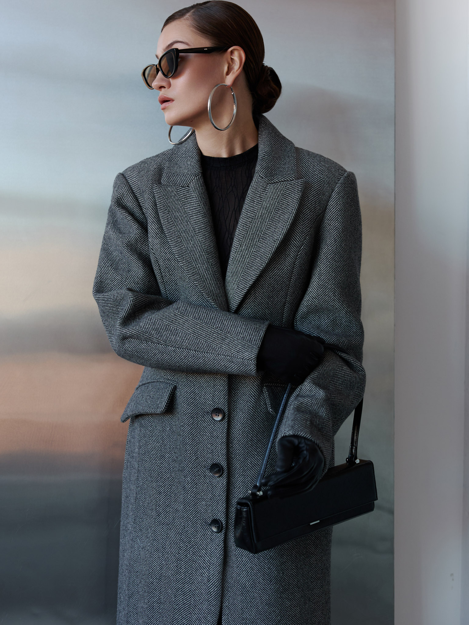 Fitted single-breasted midi coat in woollen yarn