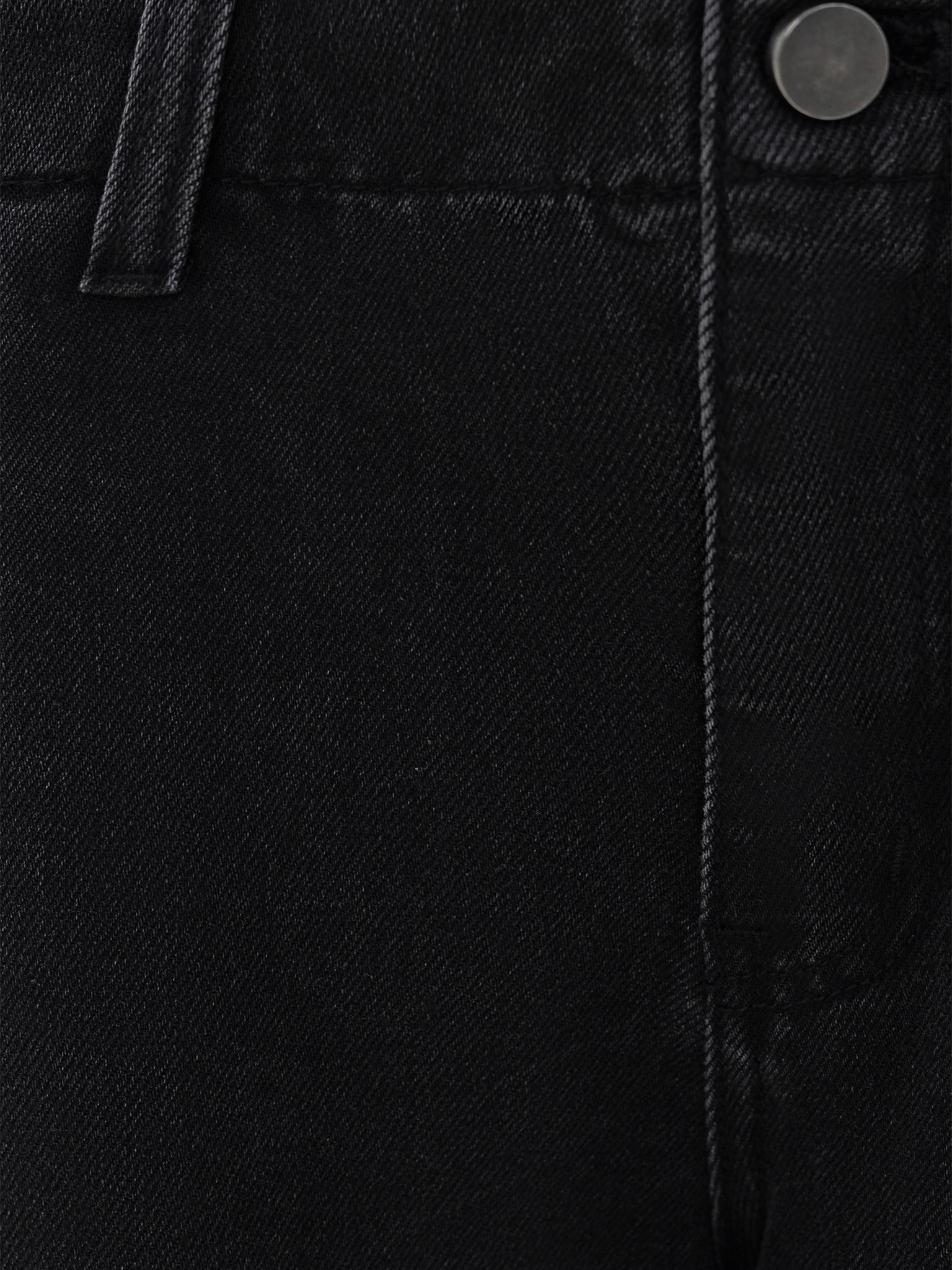 Джинсы свободного кроя на низкой посадке