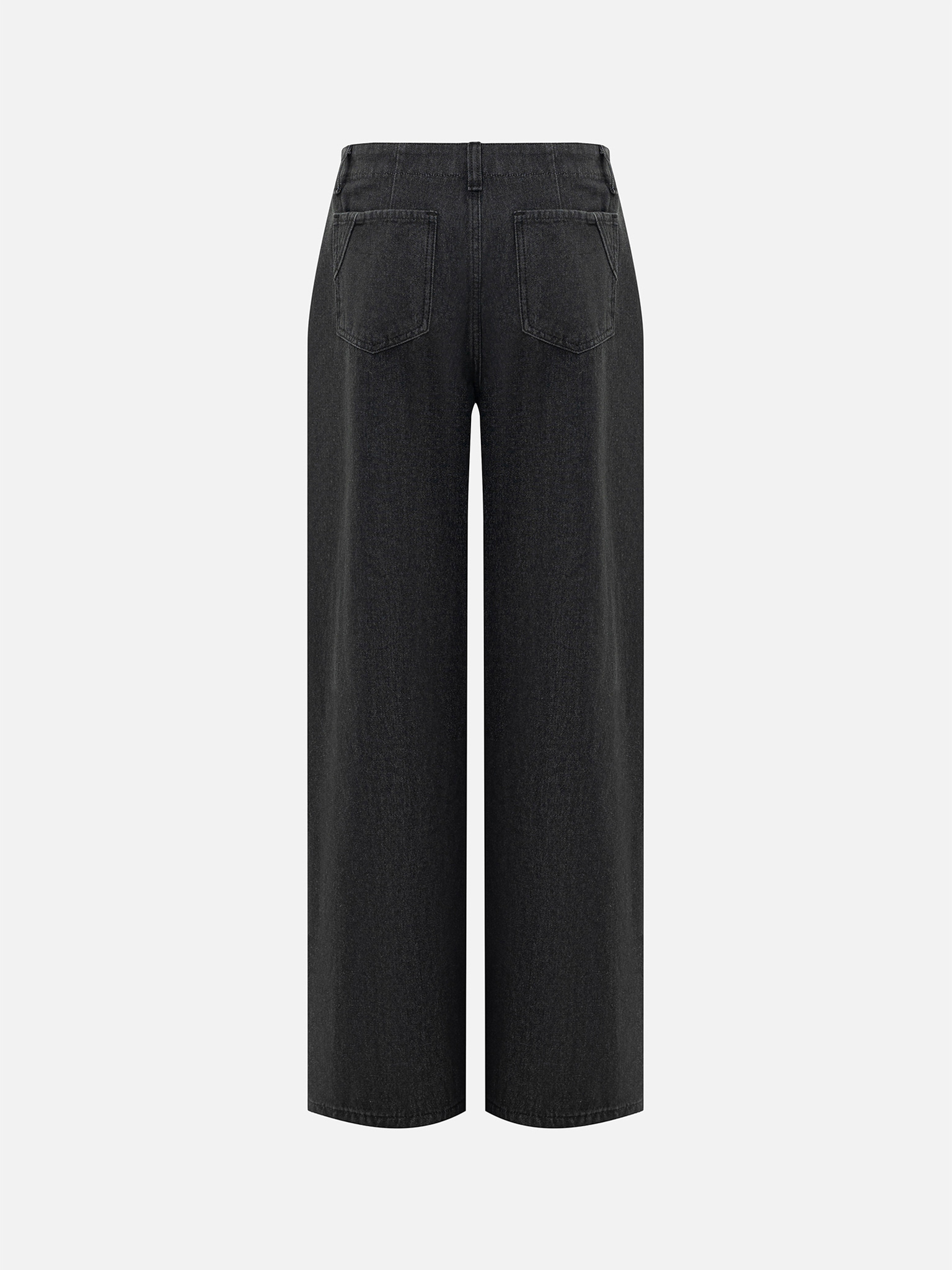 Loose jeans with waist pleats
