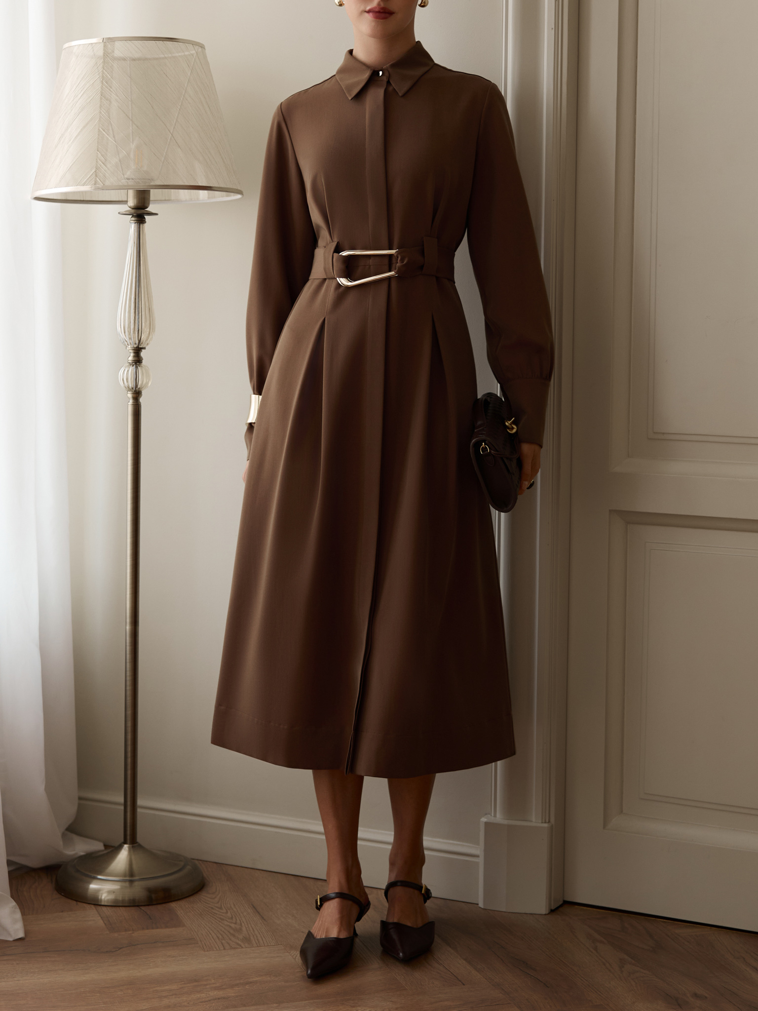 Midi dress with waist pleats and wide belt