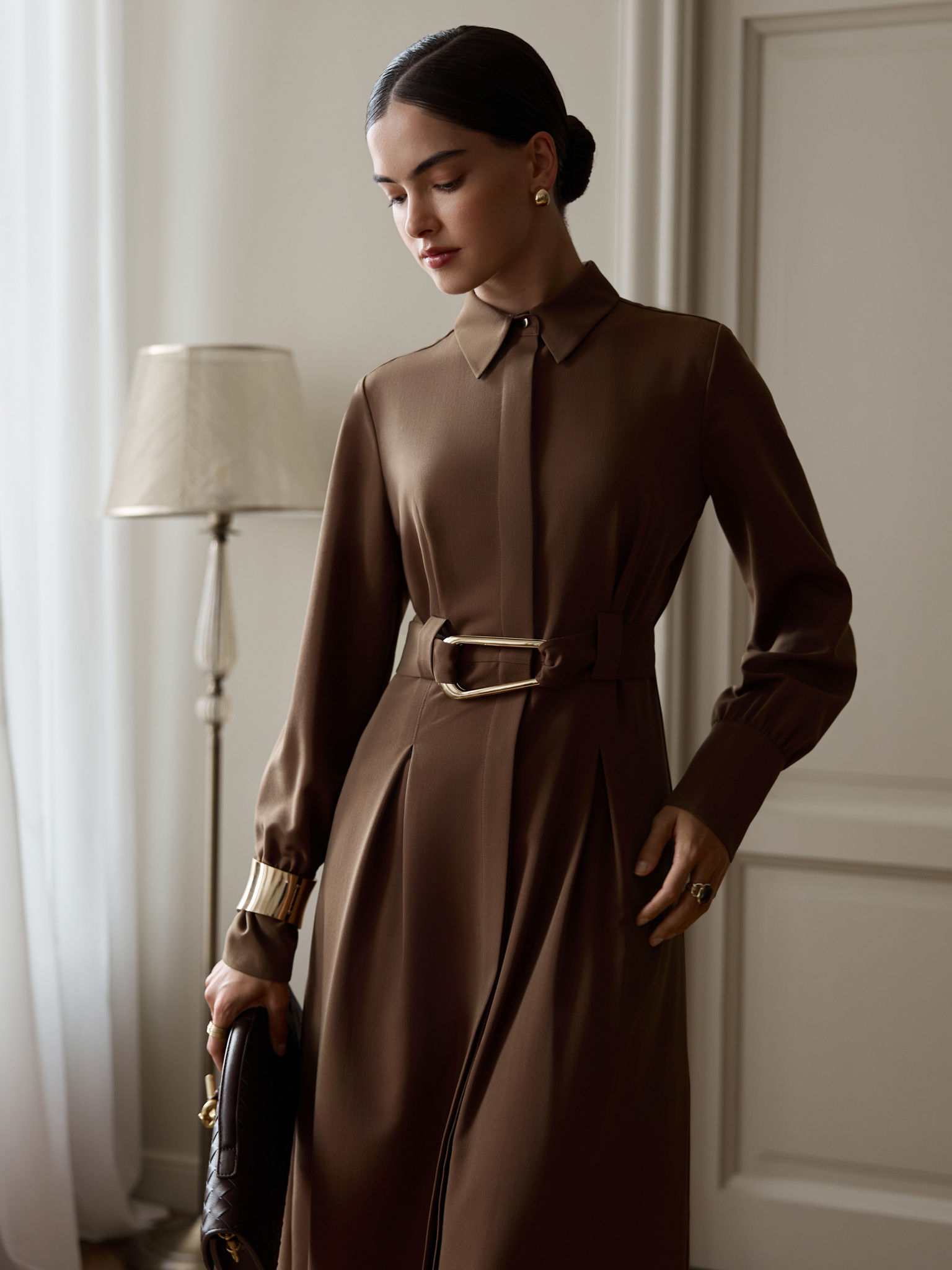 Midi dress with waist pleats and wide belt