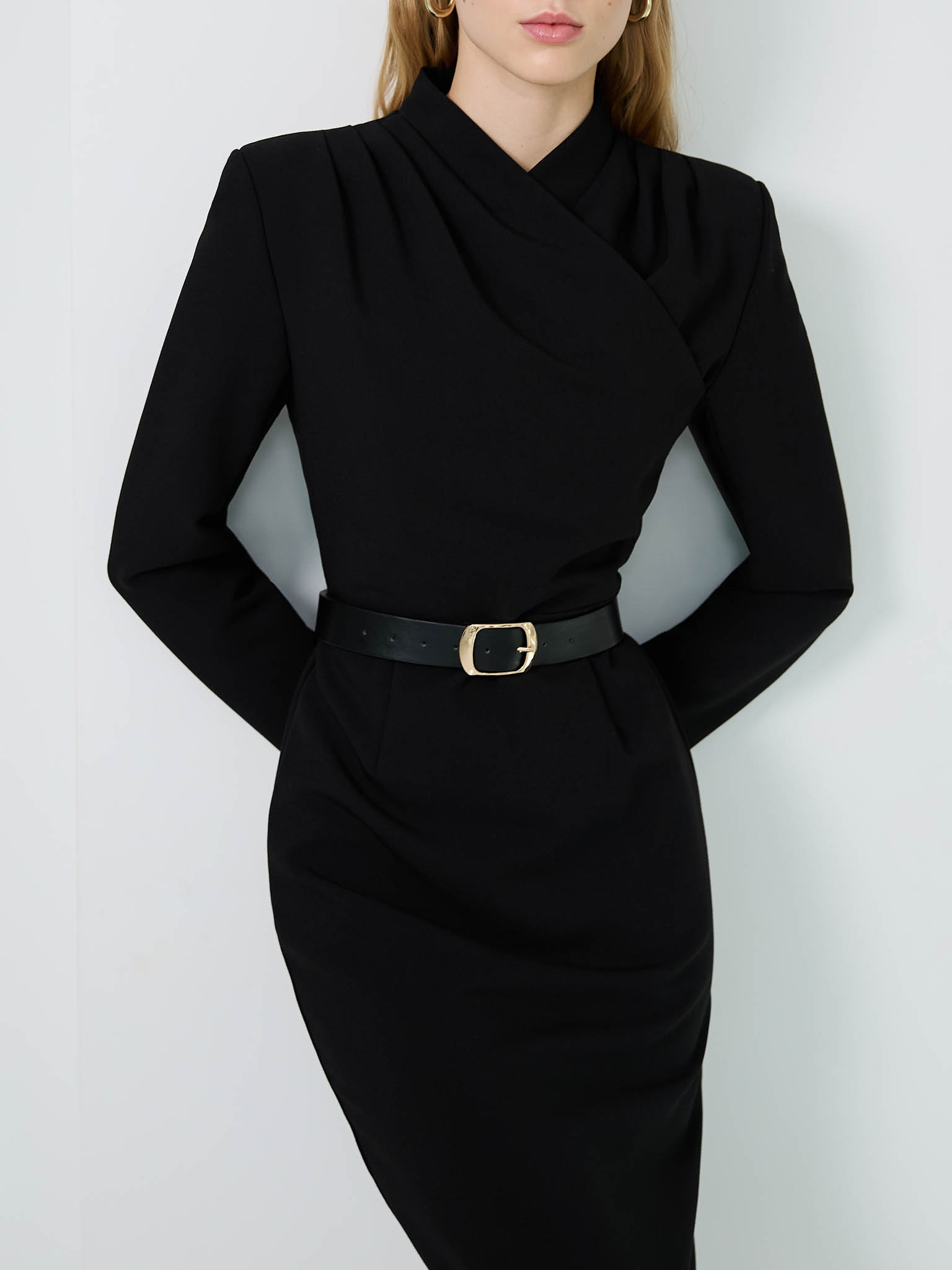 Midi dress with a wrap effect on the bodice and a wide matching belt