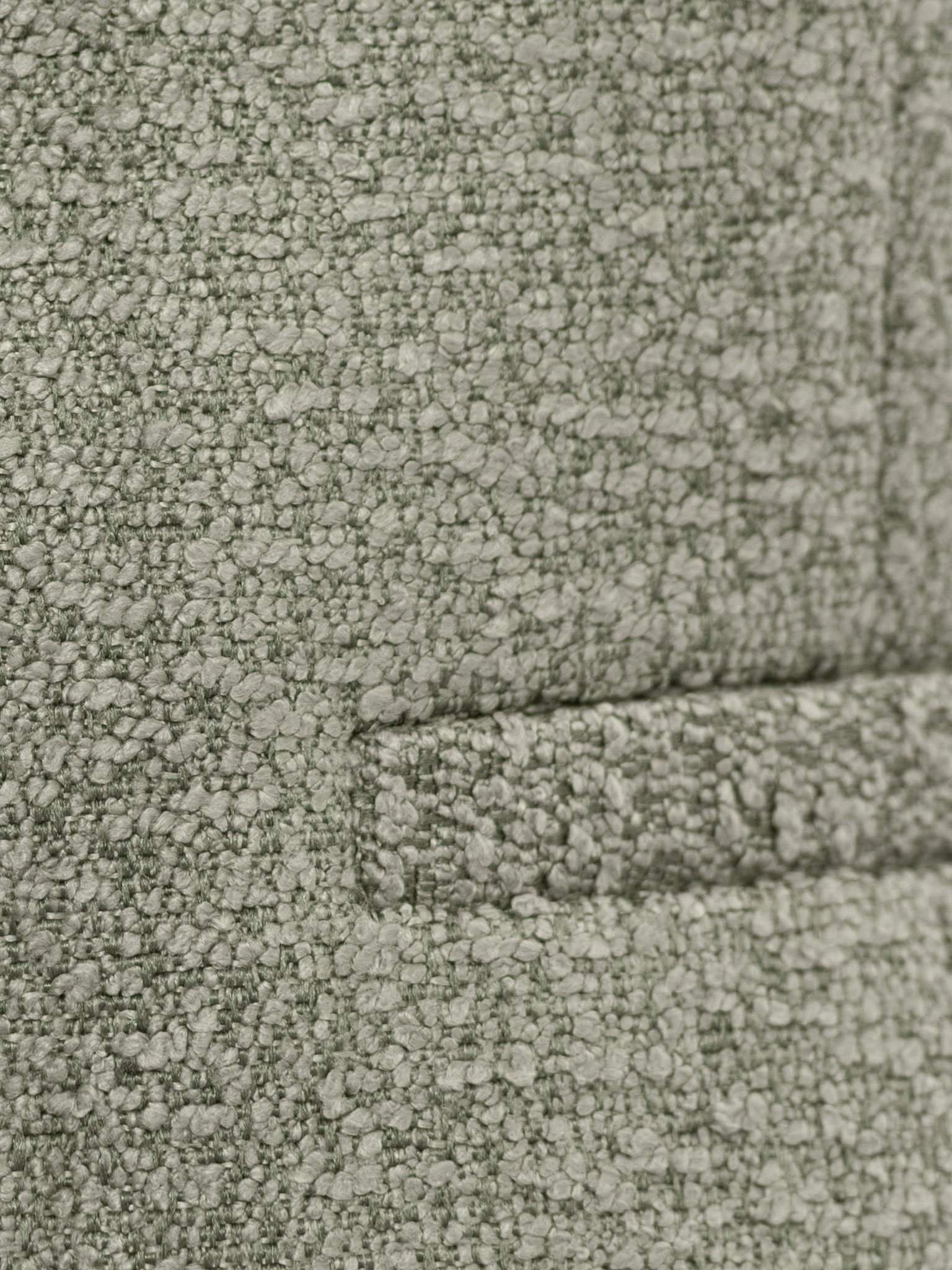 Straight jacket with stand-up collar and large buttons