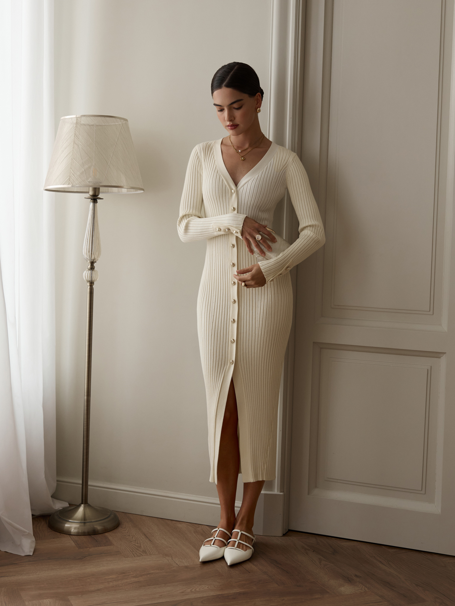 Viscose midi dress with golden buttons