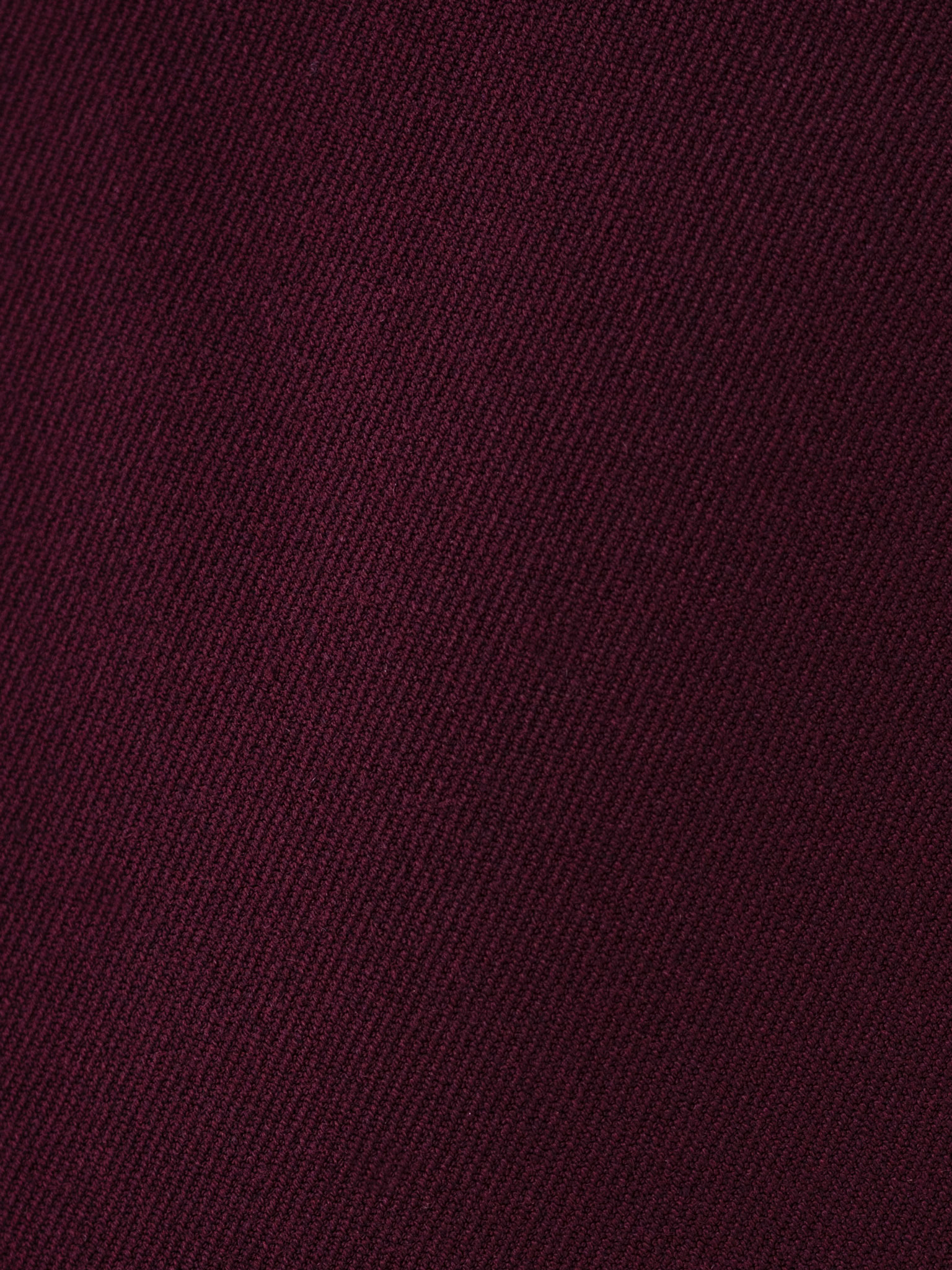 Платье мини с фигурным вырезом на груди и крупными пуговицами