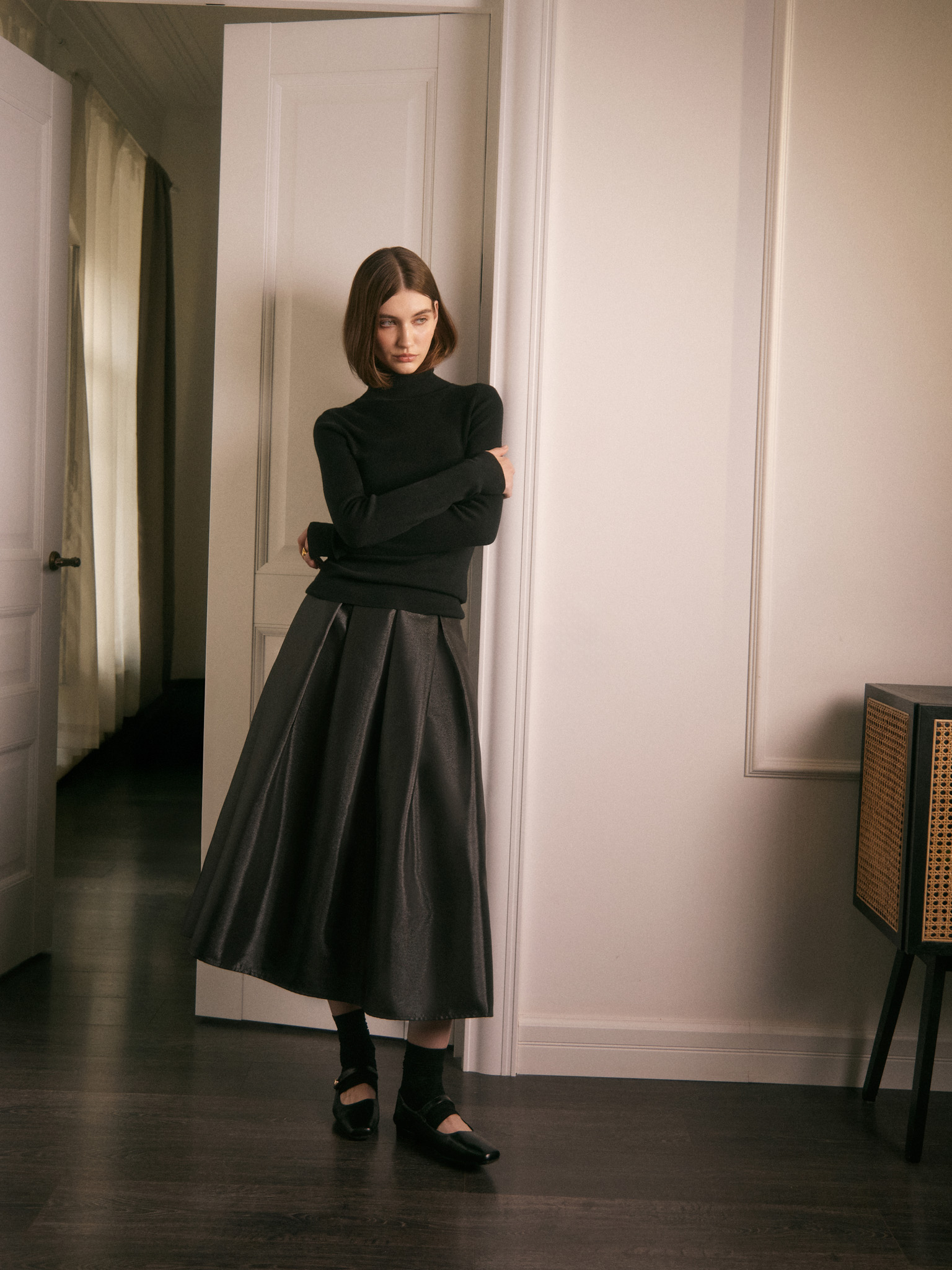 Flared maxi skirt with large pleats