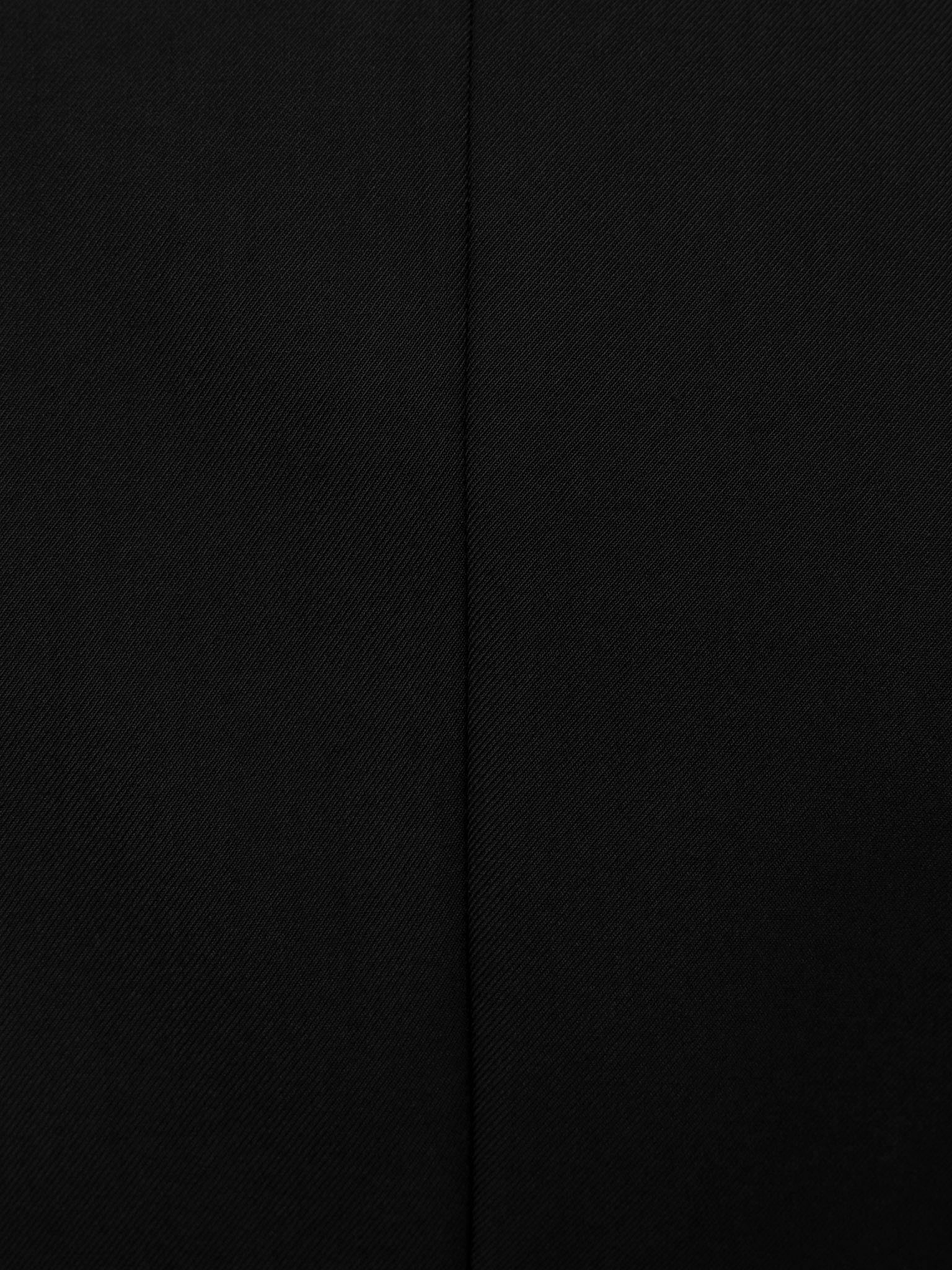 Однобортный жакет с крупными пуговицами