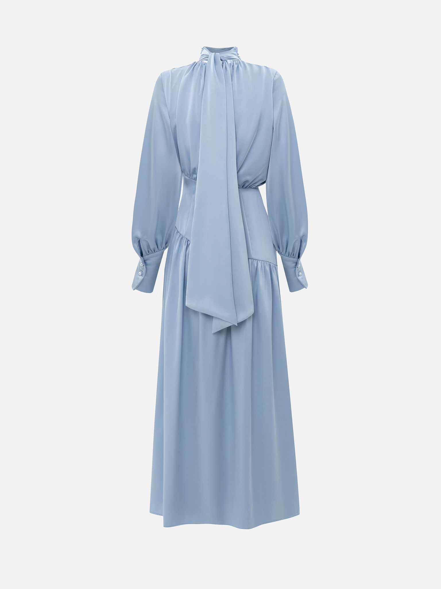 Smooth fitted maxi dress with pleats on the bodice