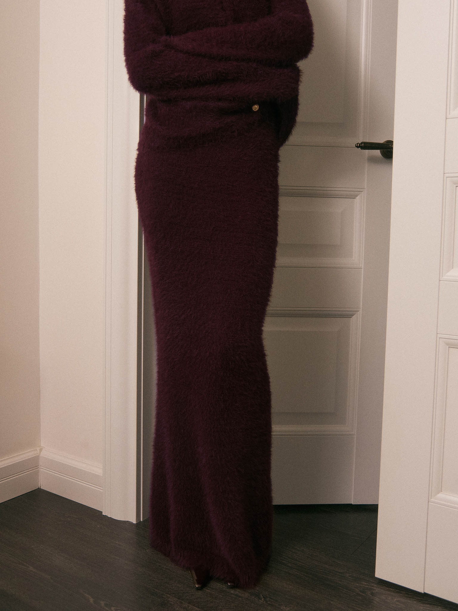 Юбка макси из пушистого трикотажа