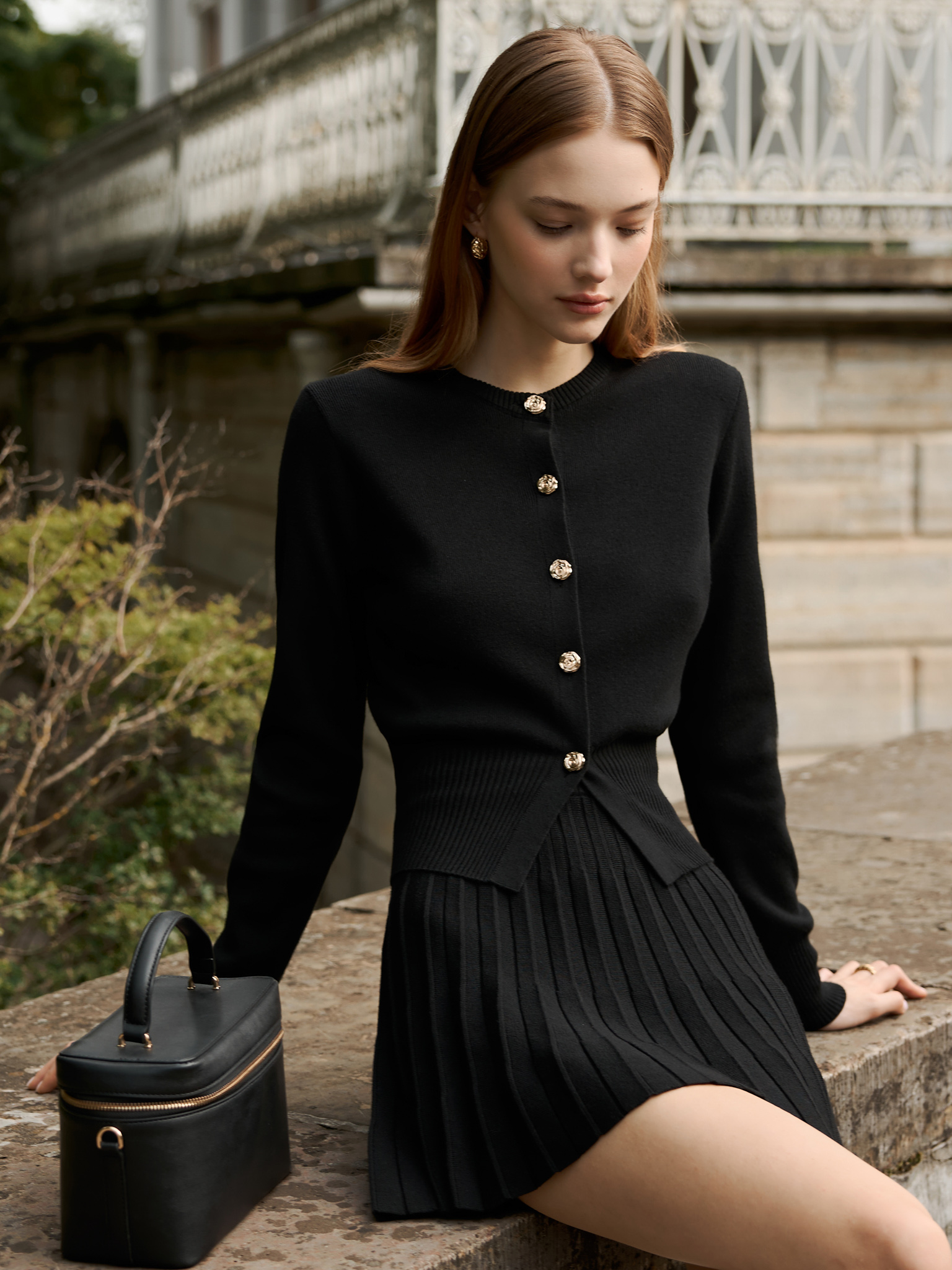 Pleated knitted mini skirt