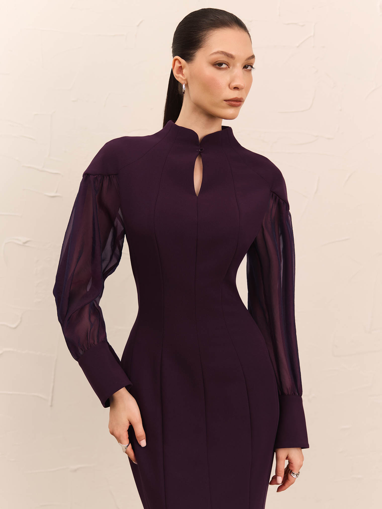 Maxi dress with semi-transparent puff sleeves