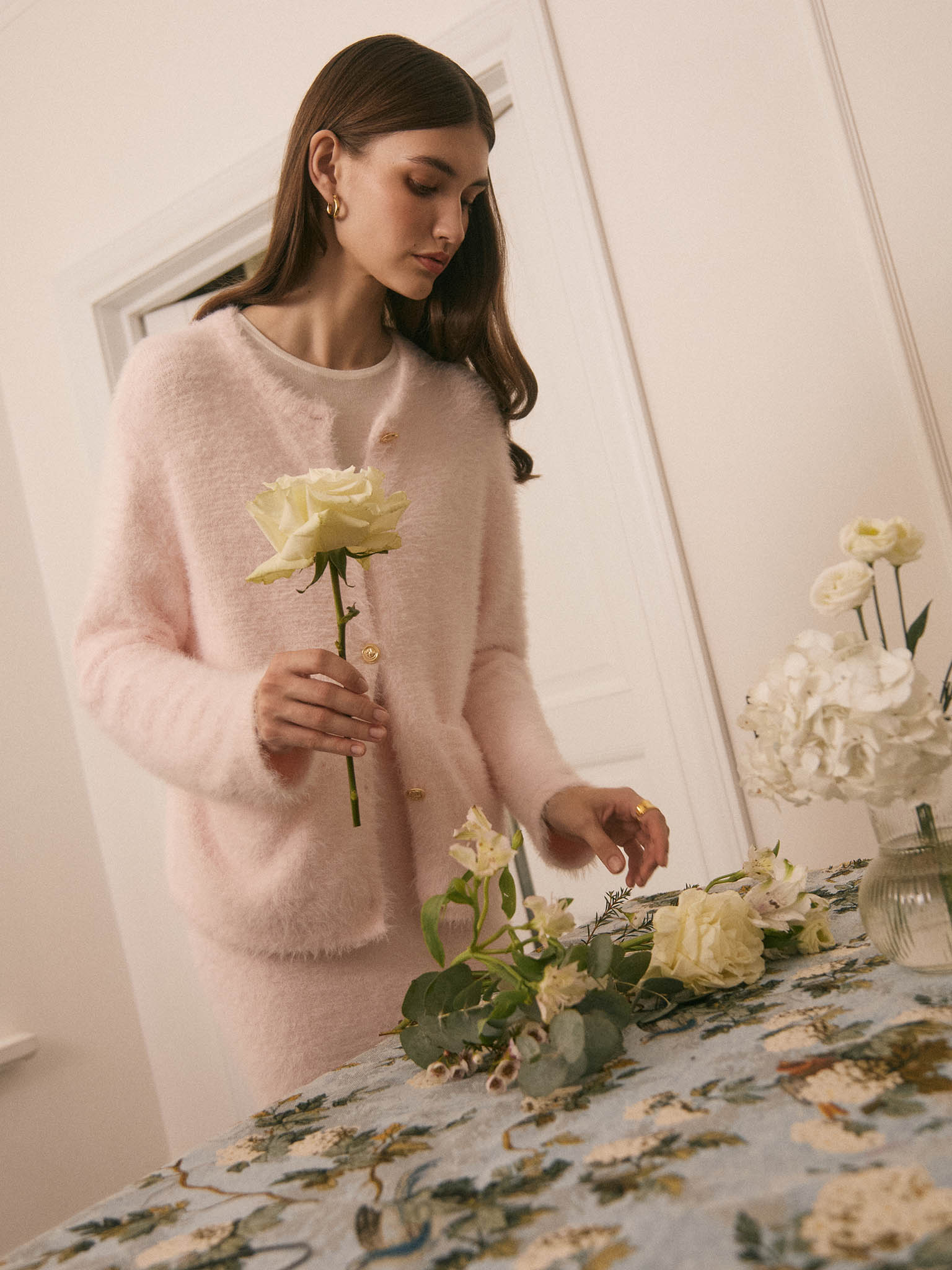 Свободный кардиган из пушистого трикотажа