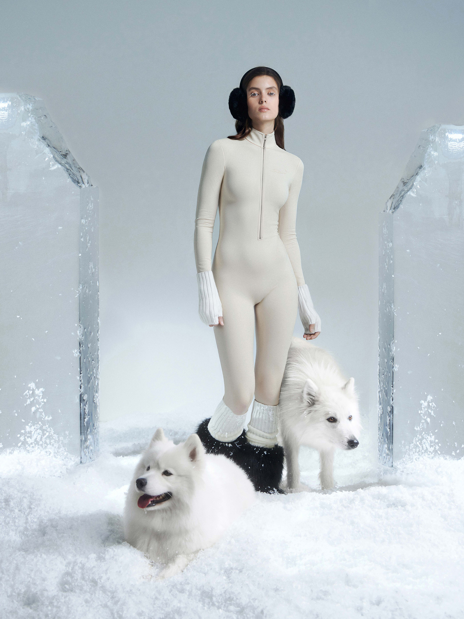 Insulated catsuit with frontal zip and embroidery