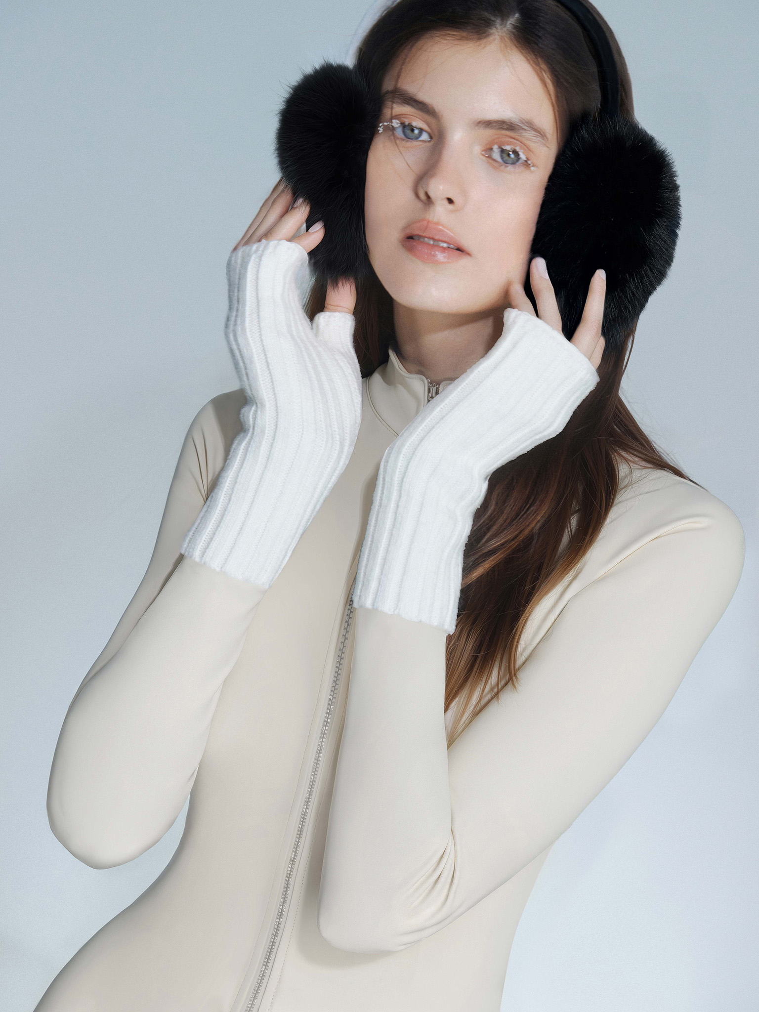 Insulated catsuit with frontal zip and embroidery