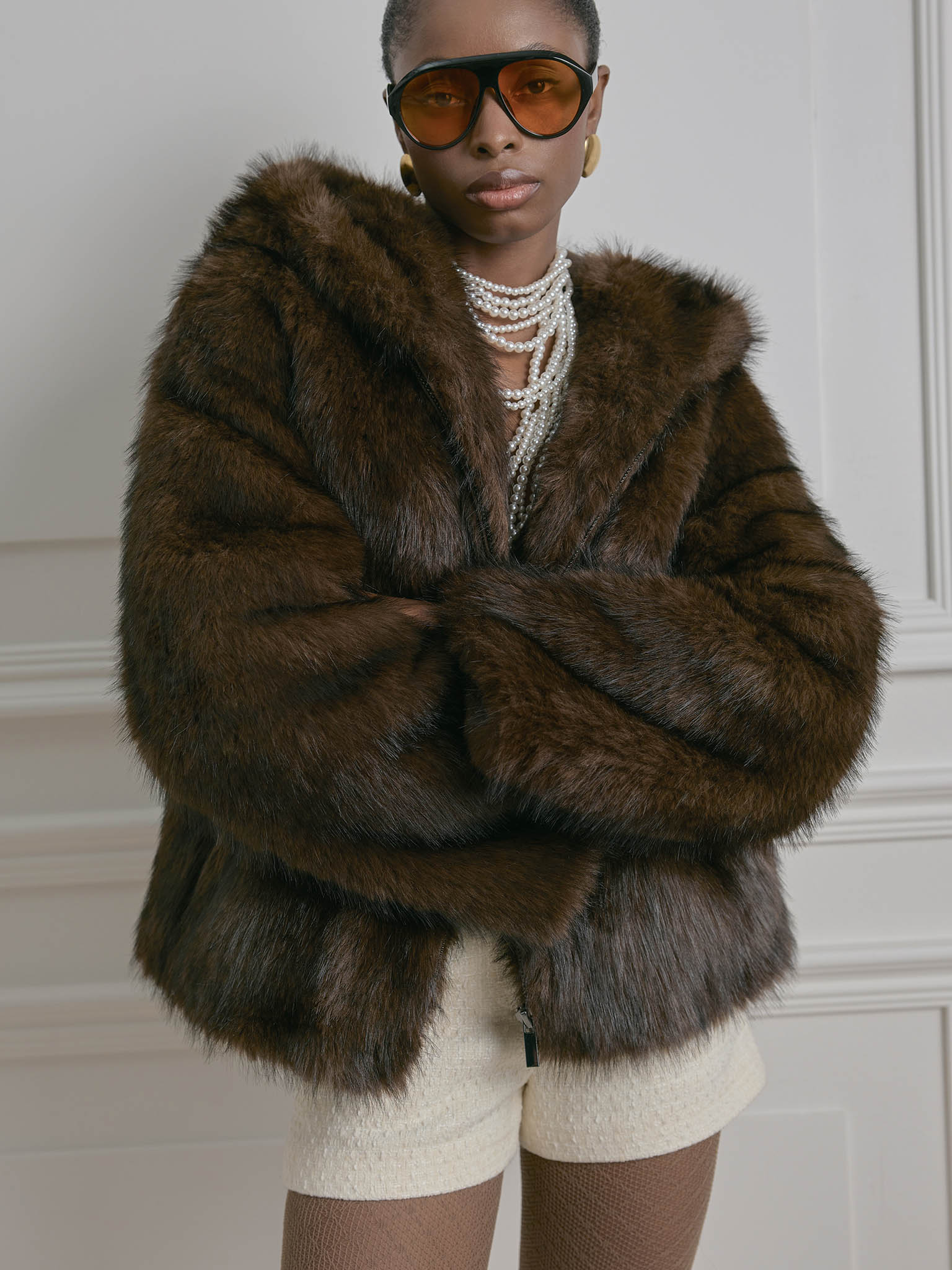 ジャケット・アウター eaphi ECOFUR SHORT JACKET brown Short eco-fur coat with a zip and a hood :: LICHI - Online fashion