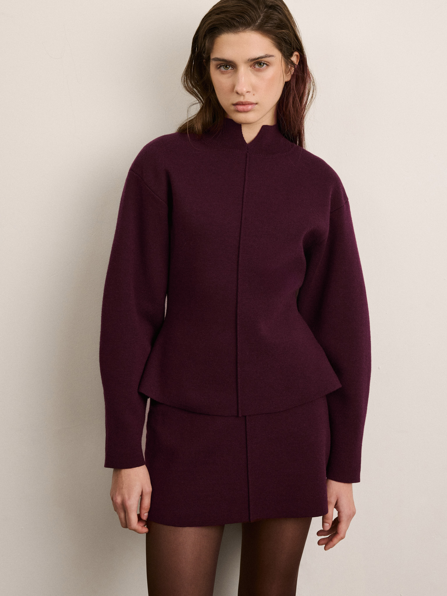 Straight mini skirt with a decorative seam 