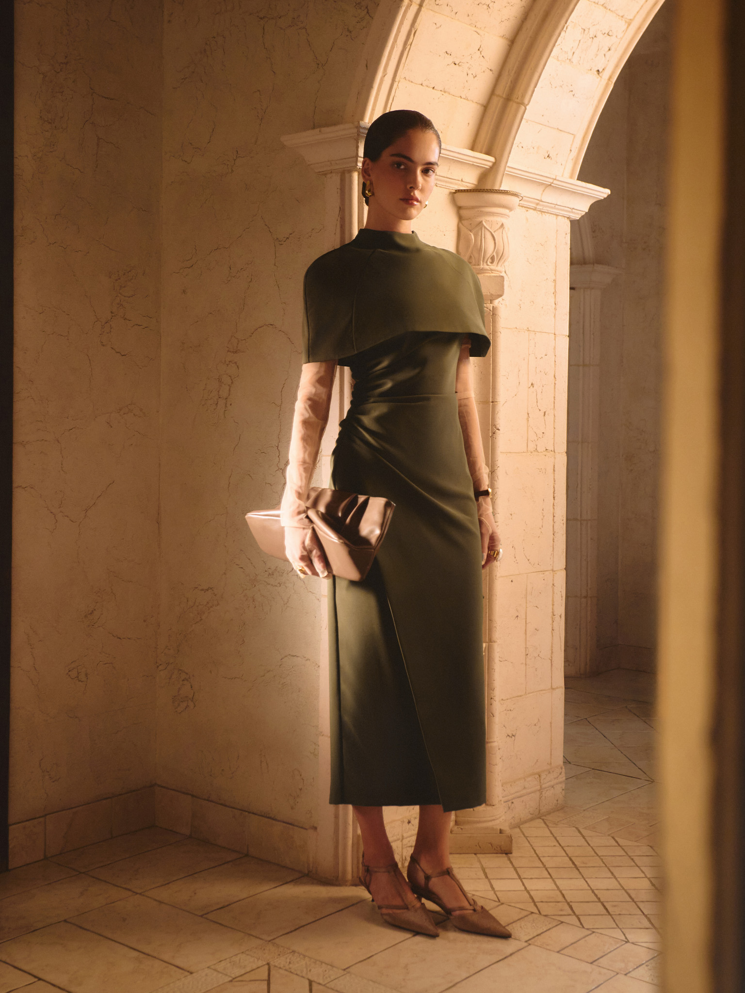 Fitted midi dress with a shoulder cape