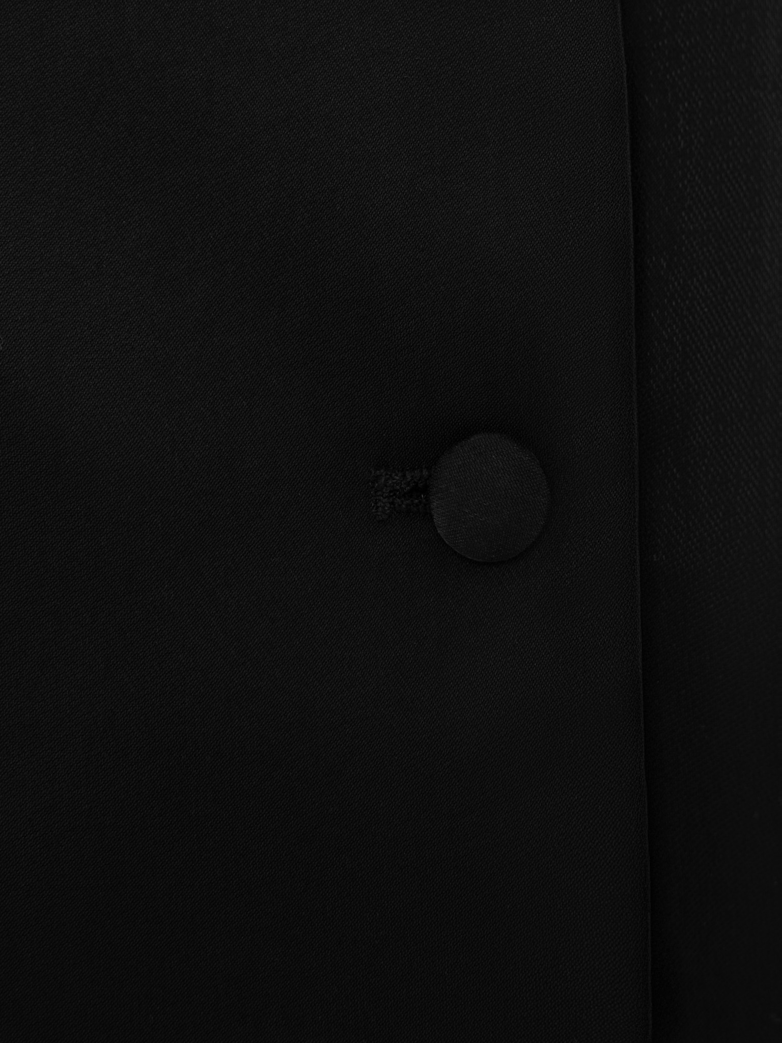 Fitted jacket with voluminous sleeves in smooth fabric