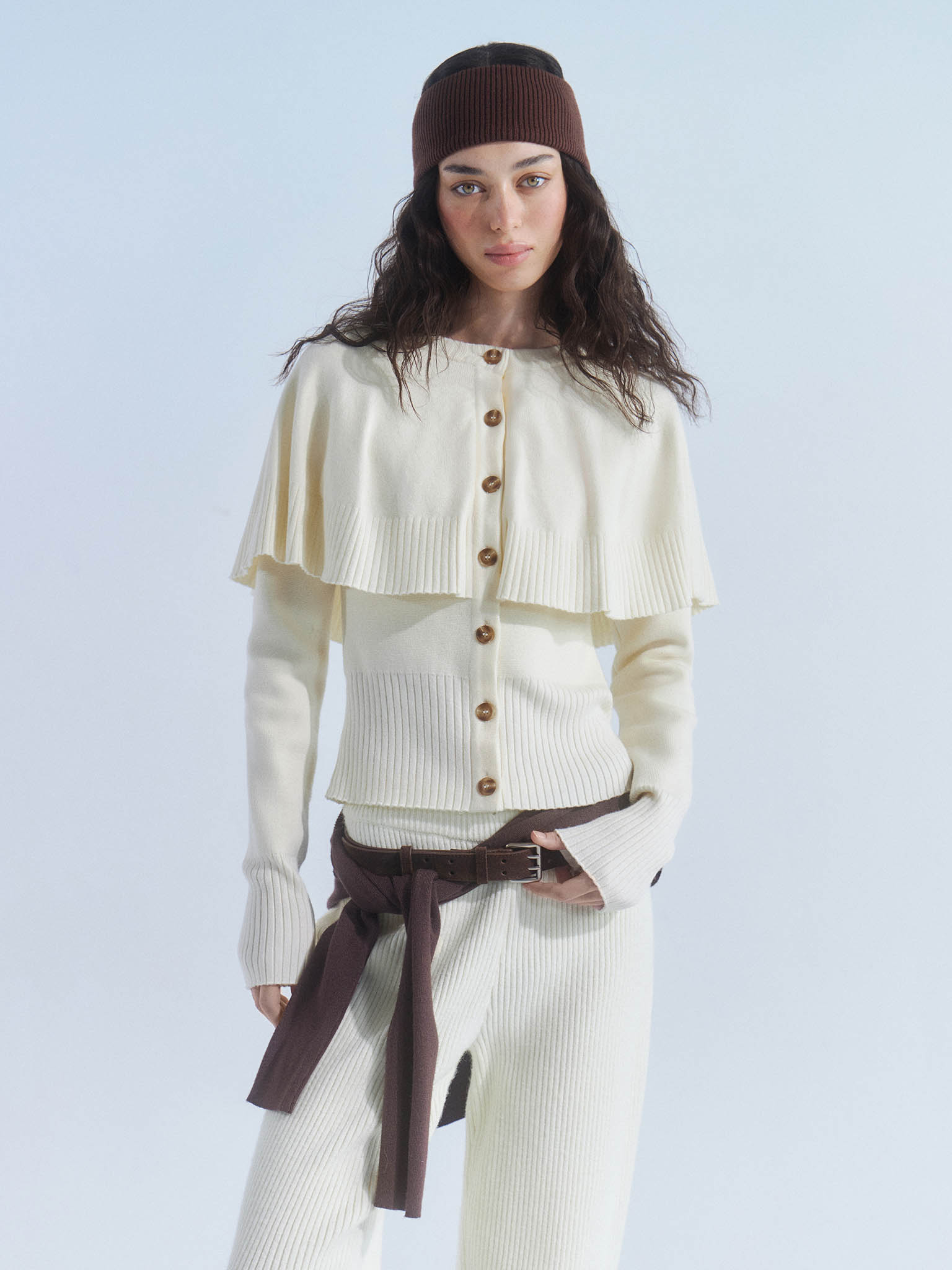Smooth-knit cardigan with a cape