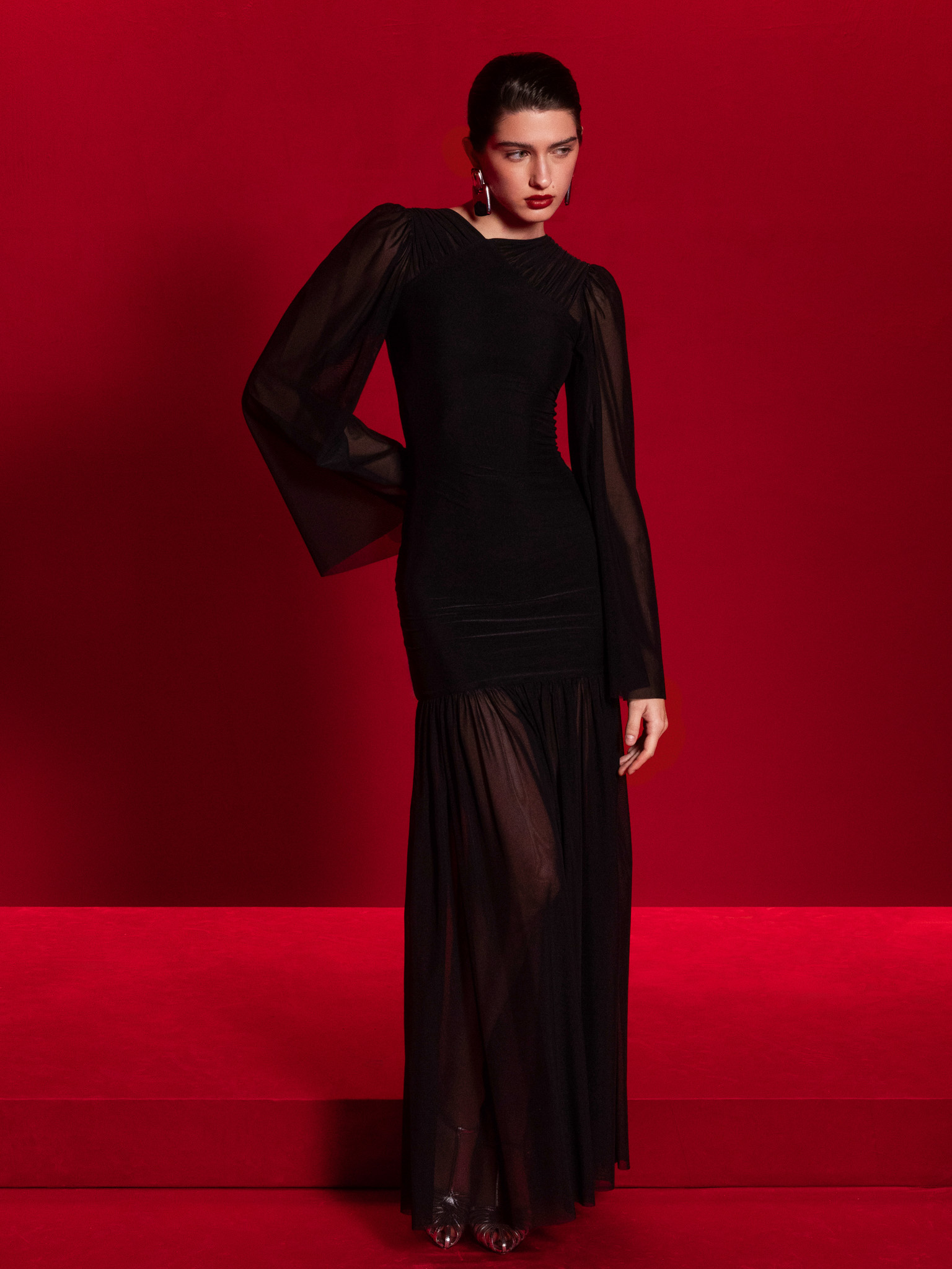 Maxi dress with semi-transparent sleeves and skirt :: LICHI - Online  fashion store