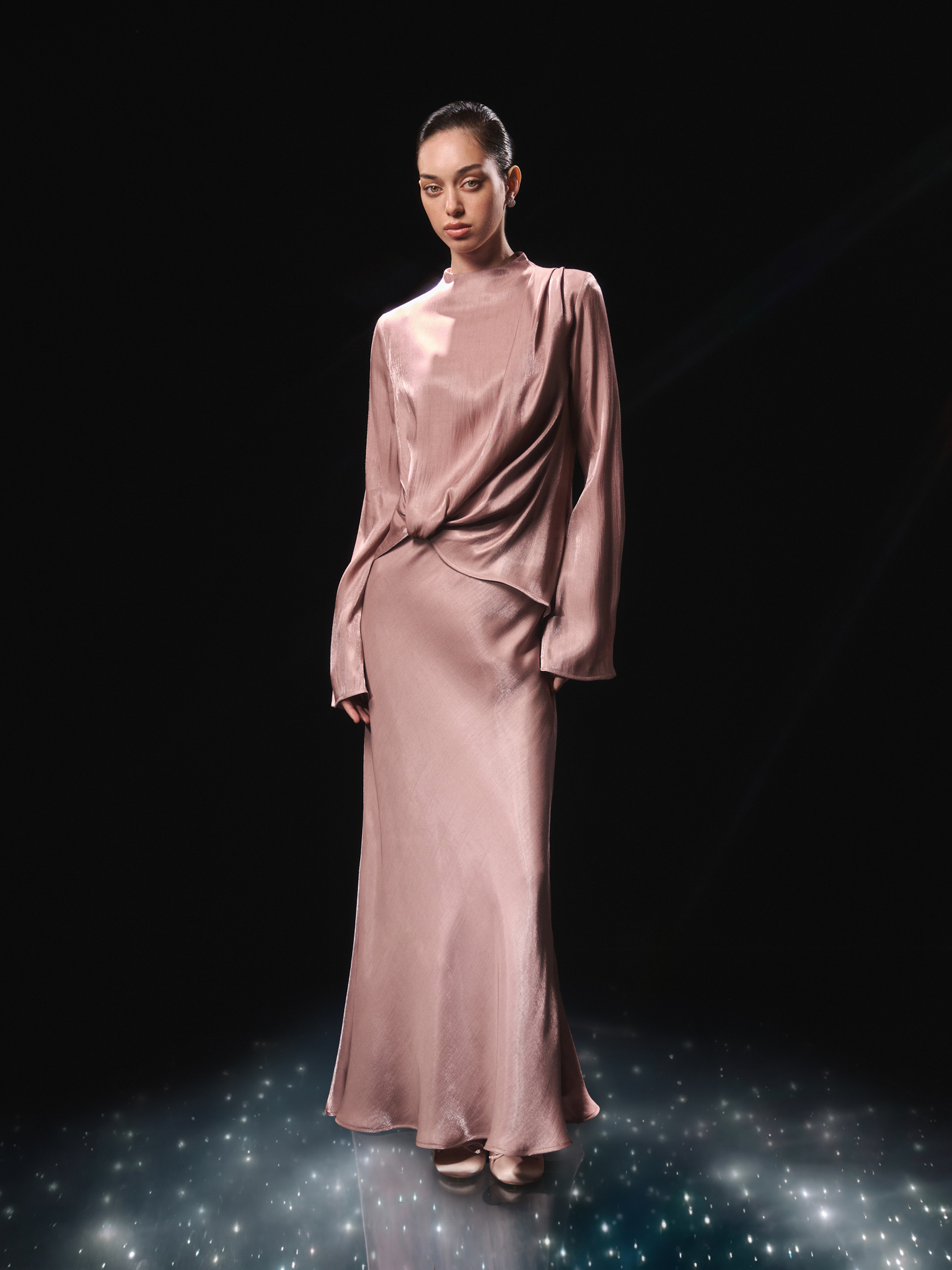 Flared maxi skirt in shiny fabric