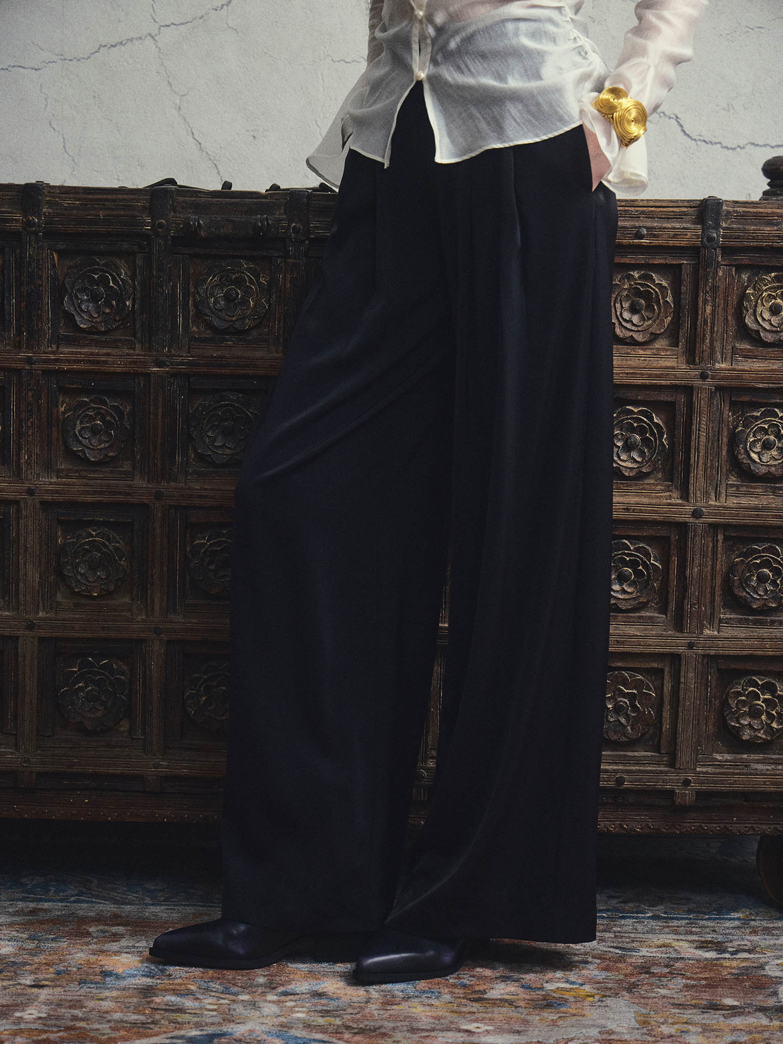 Брюки палаццо со складками на поясе :: LICHI - Online fashion store