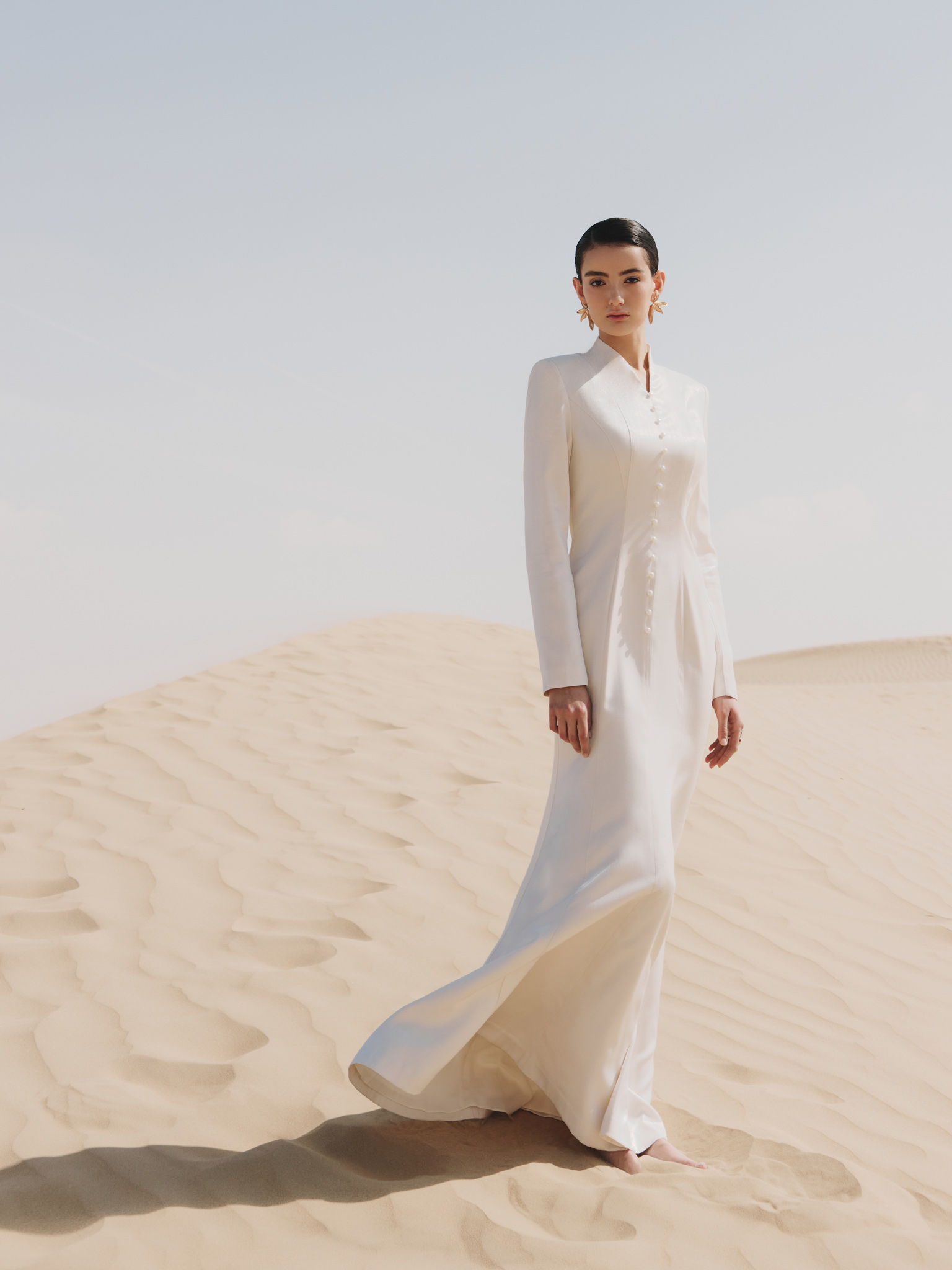 Fitted viscose maxi dress with small buttons on the bodice