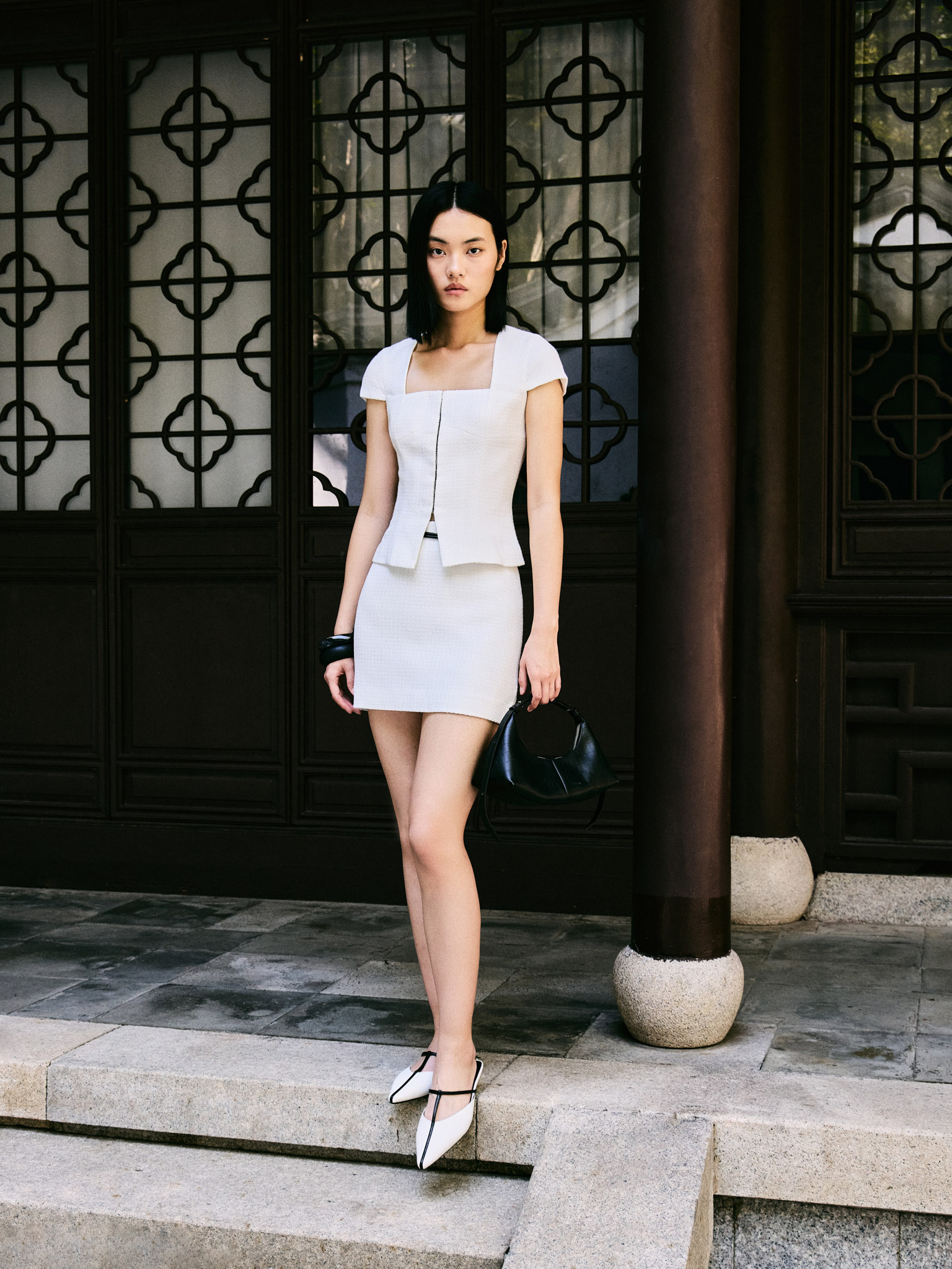 Straight-cut tweed mini skirt