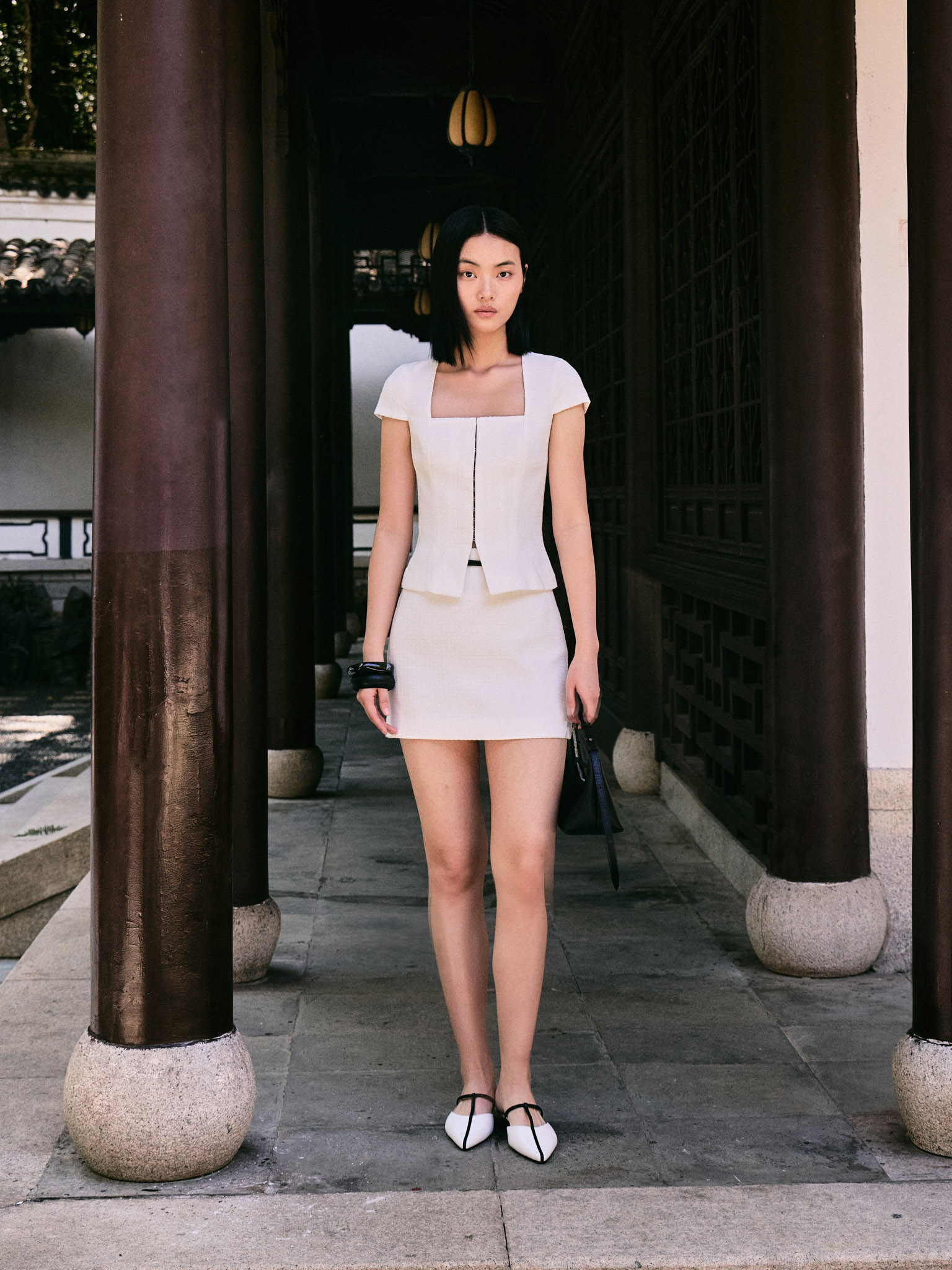 Straight-cut tweed mini skirt