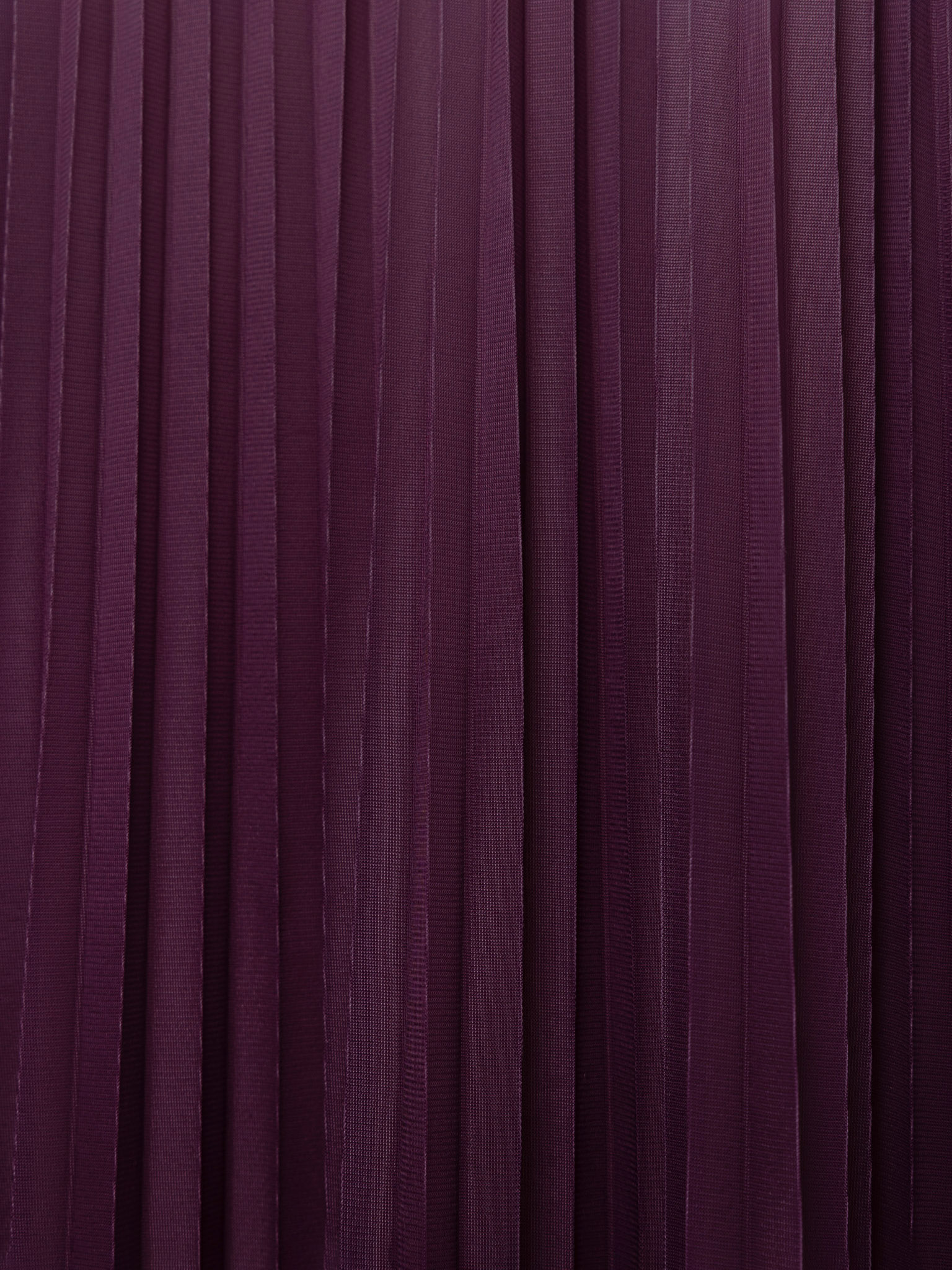 Pleated maxi dress with a gradient