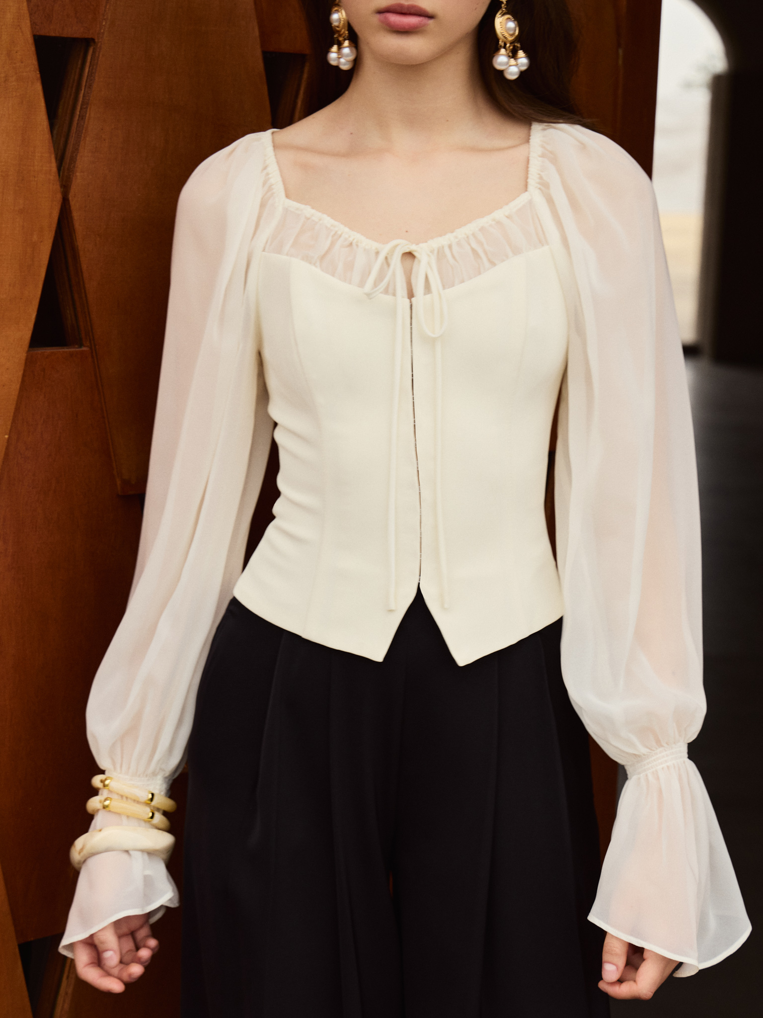 Lightweight blouse with gathered bodice and matching ties :: LICHI