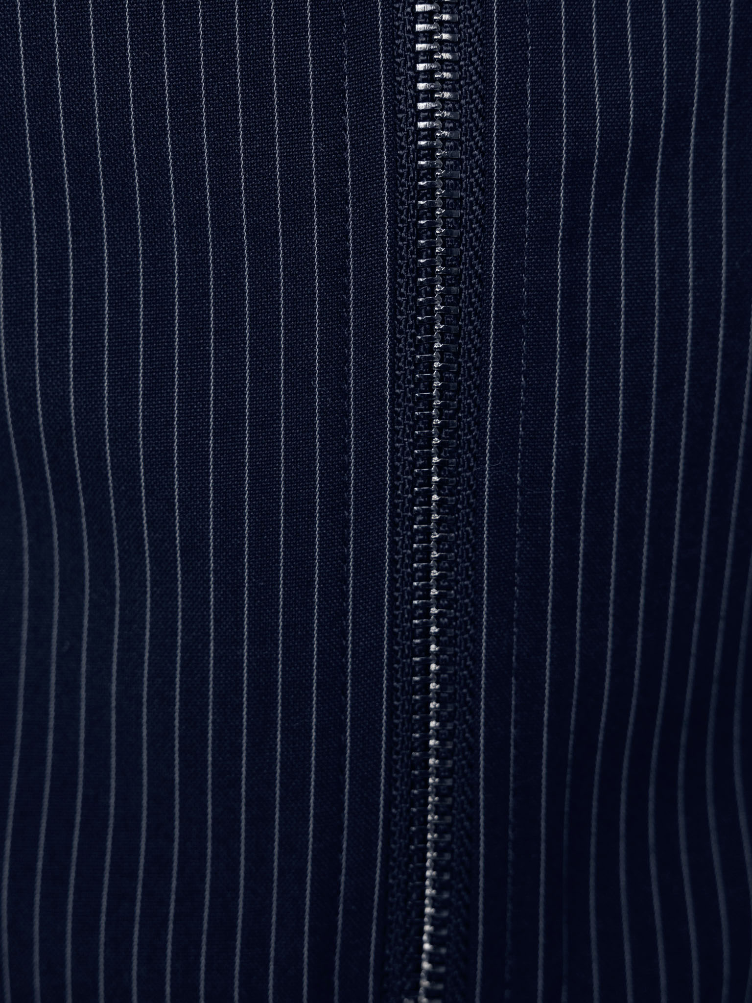 Fitted striped jacket with zip fastening