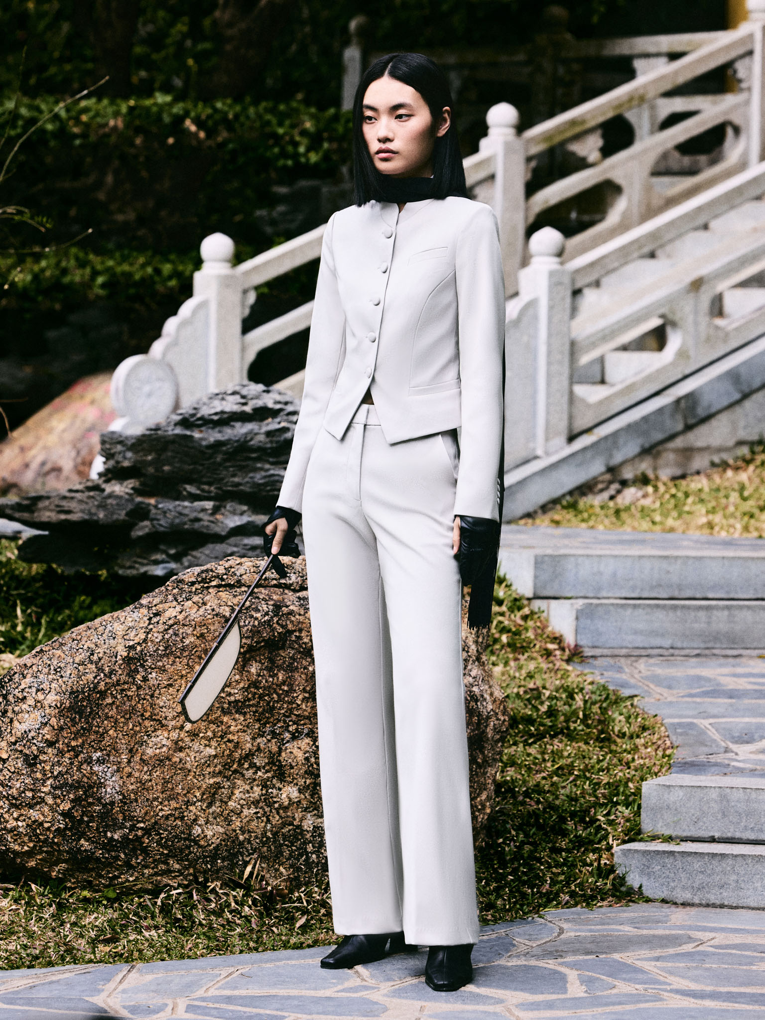 Straight mid-rise trousers