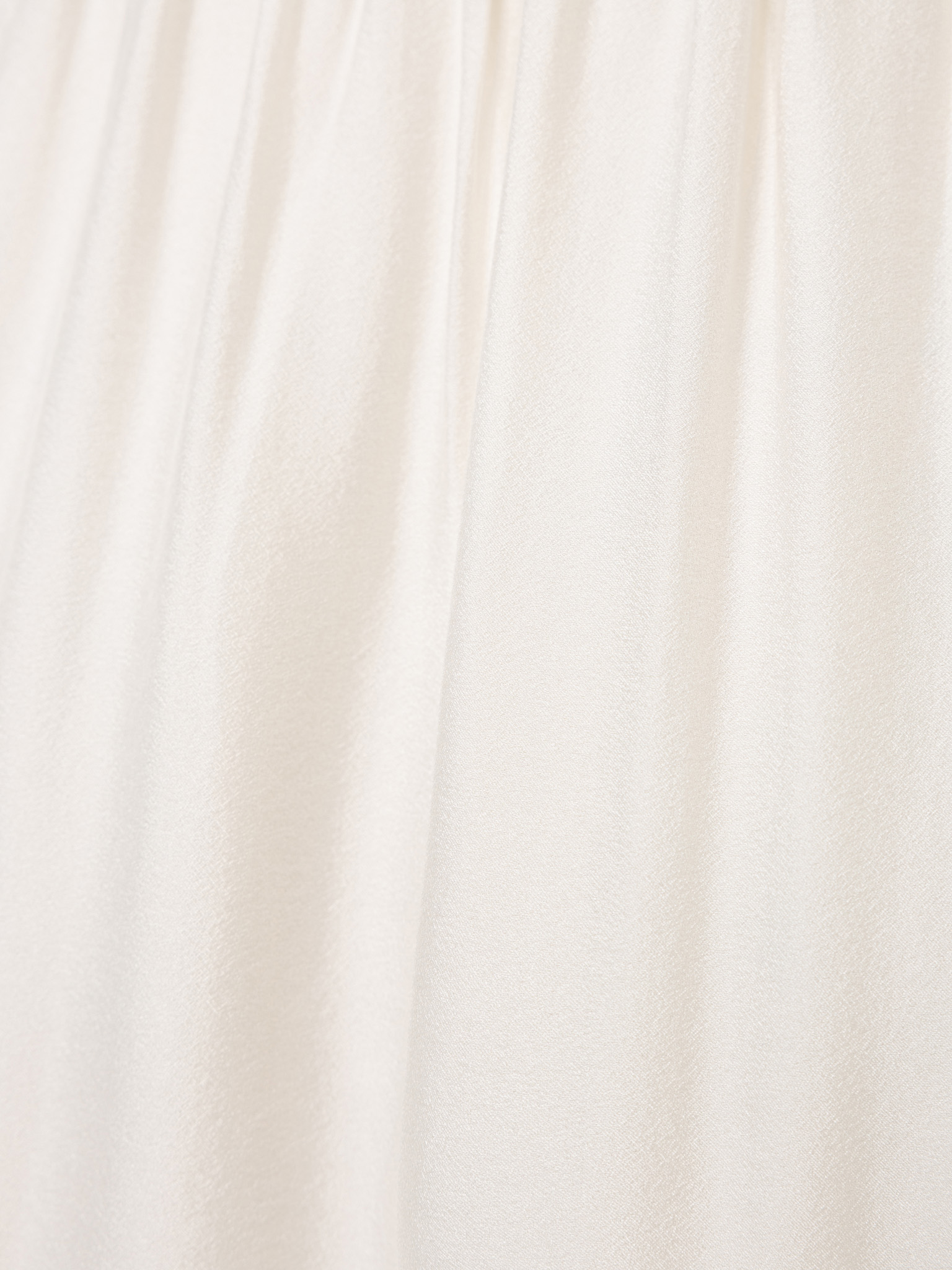 Lightweight midi dress with voluminous ruffles