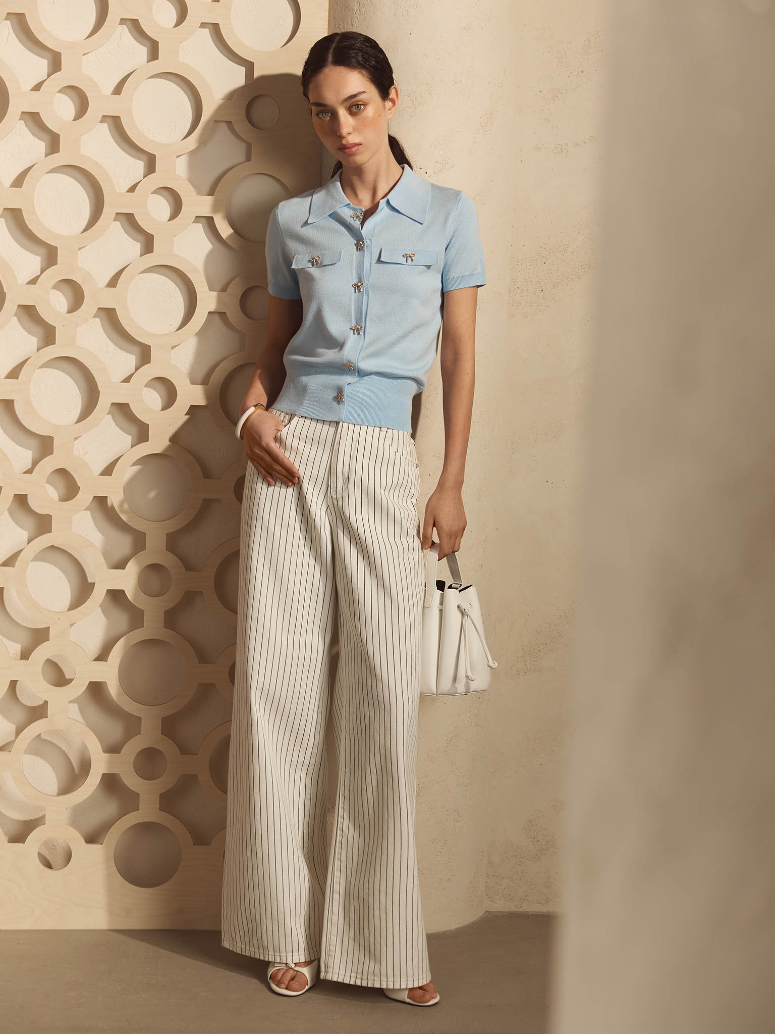 Relaxed striped jeans with waist ties