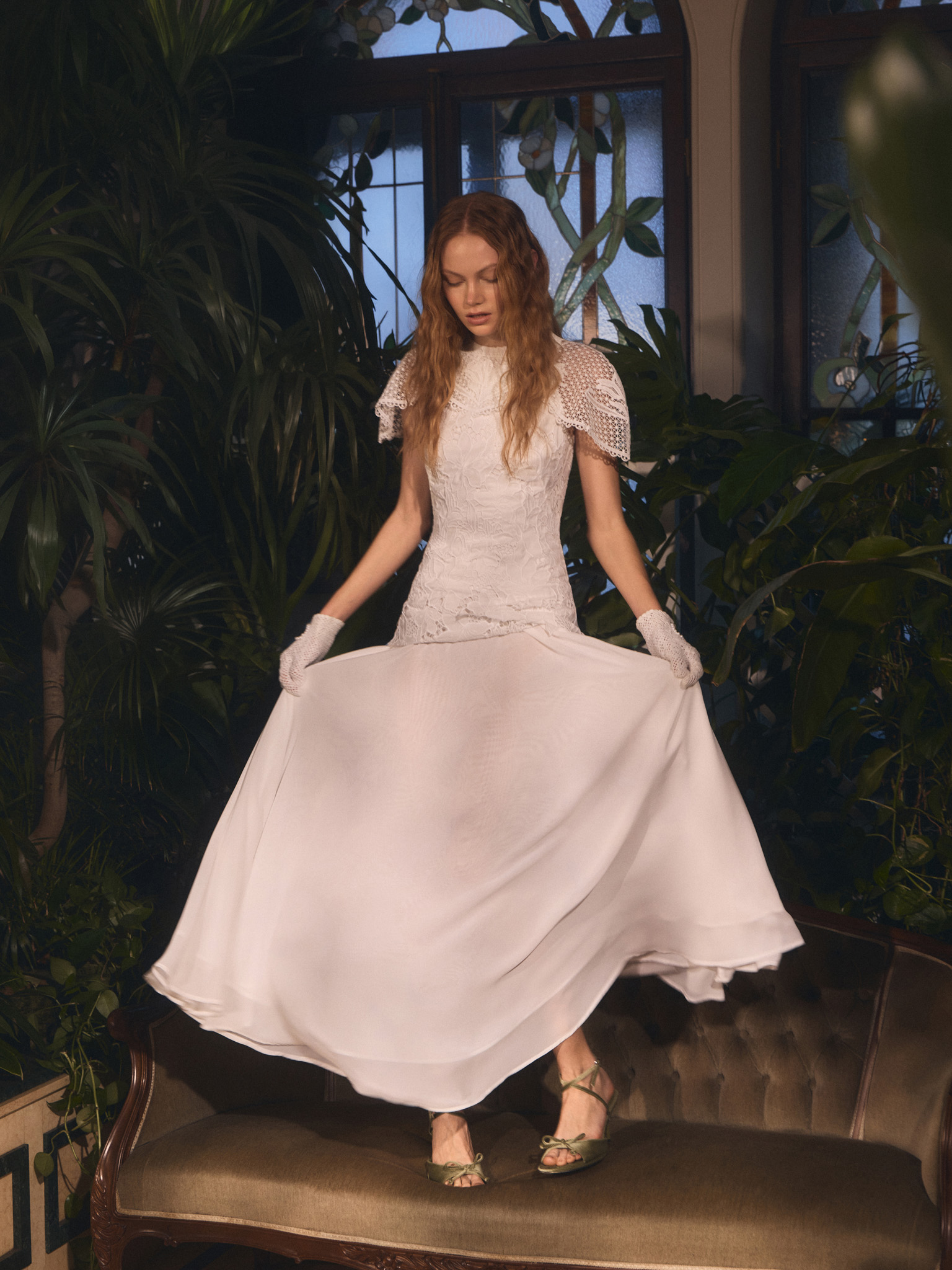 Maxi dress with guipure bodice and lightweight skirt